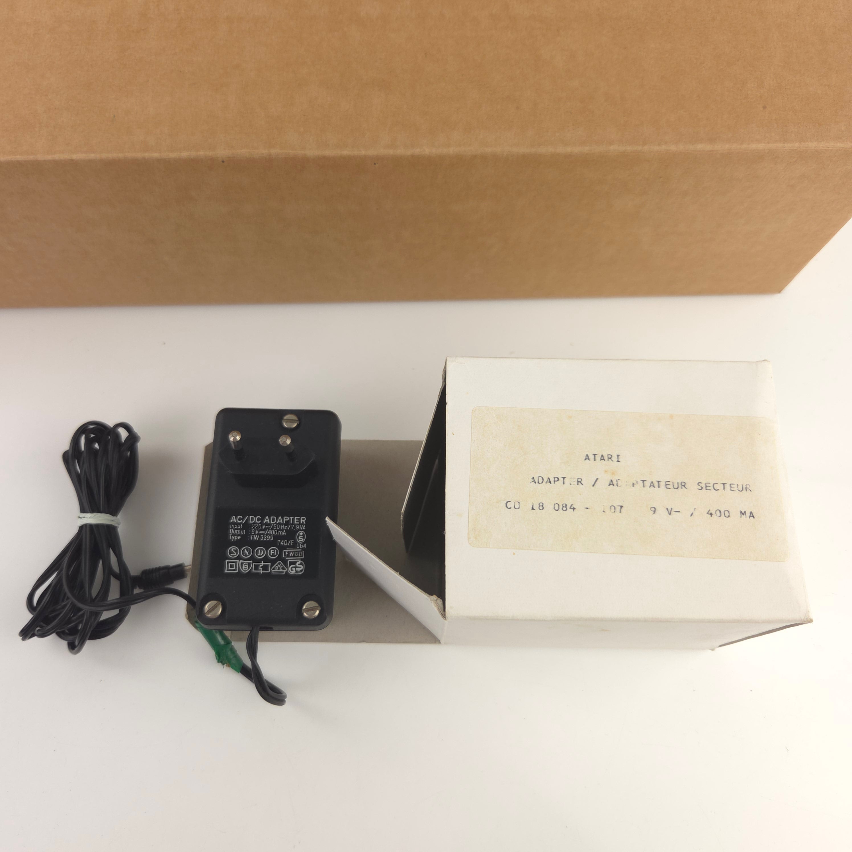 Atari 2600 Konsole OVP Vanguard Spiel PAL