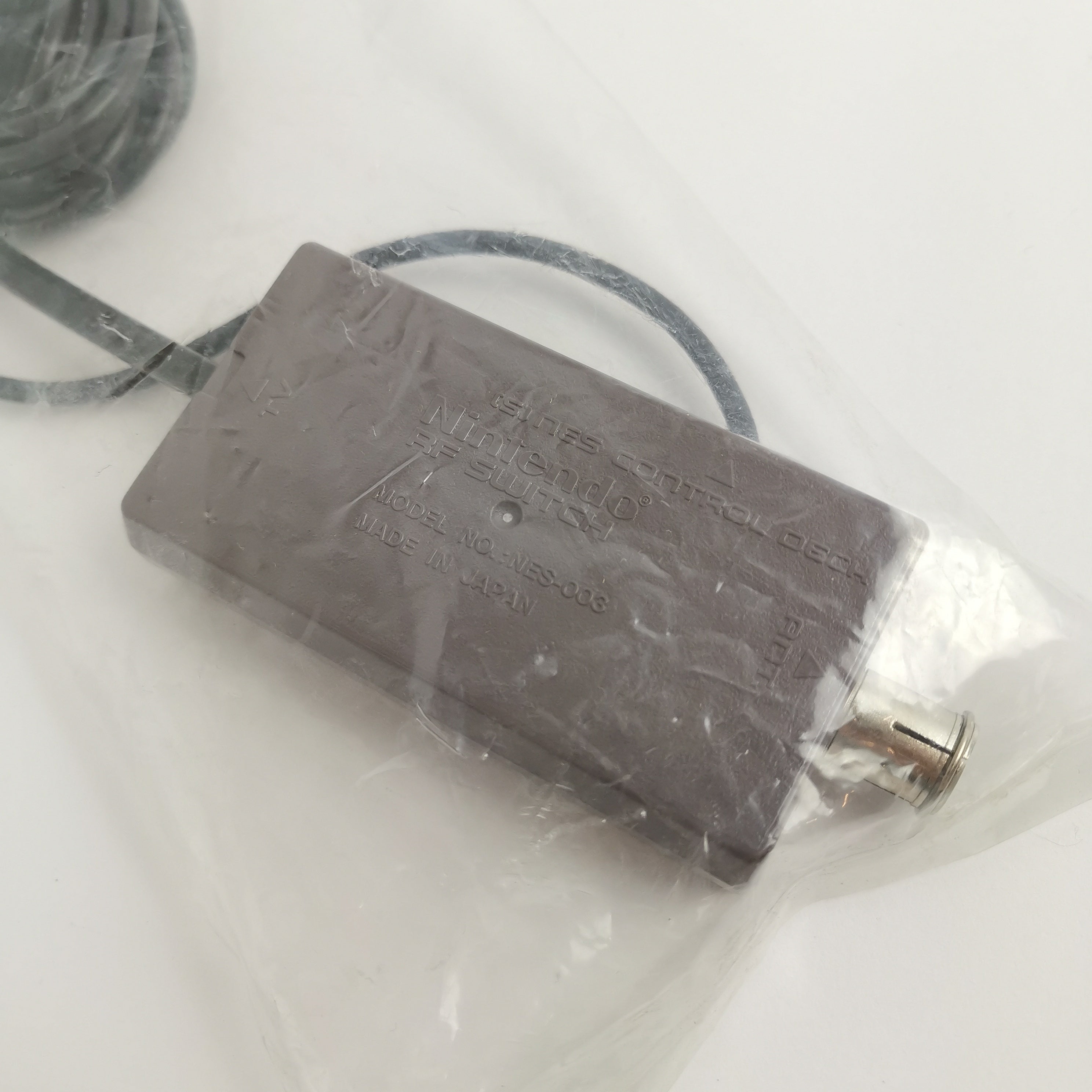 NES SNES N64 Original RF-Switch Kabel Neu Old Stock