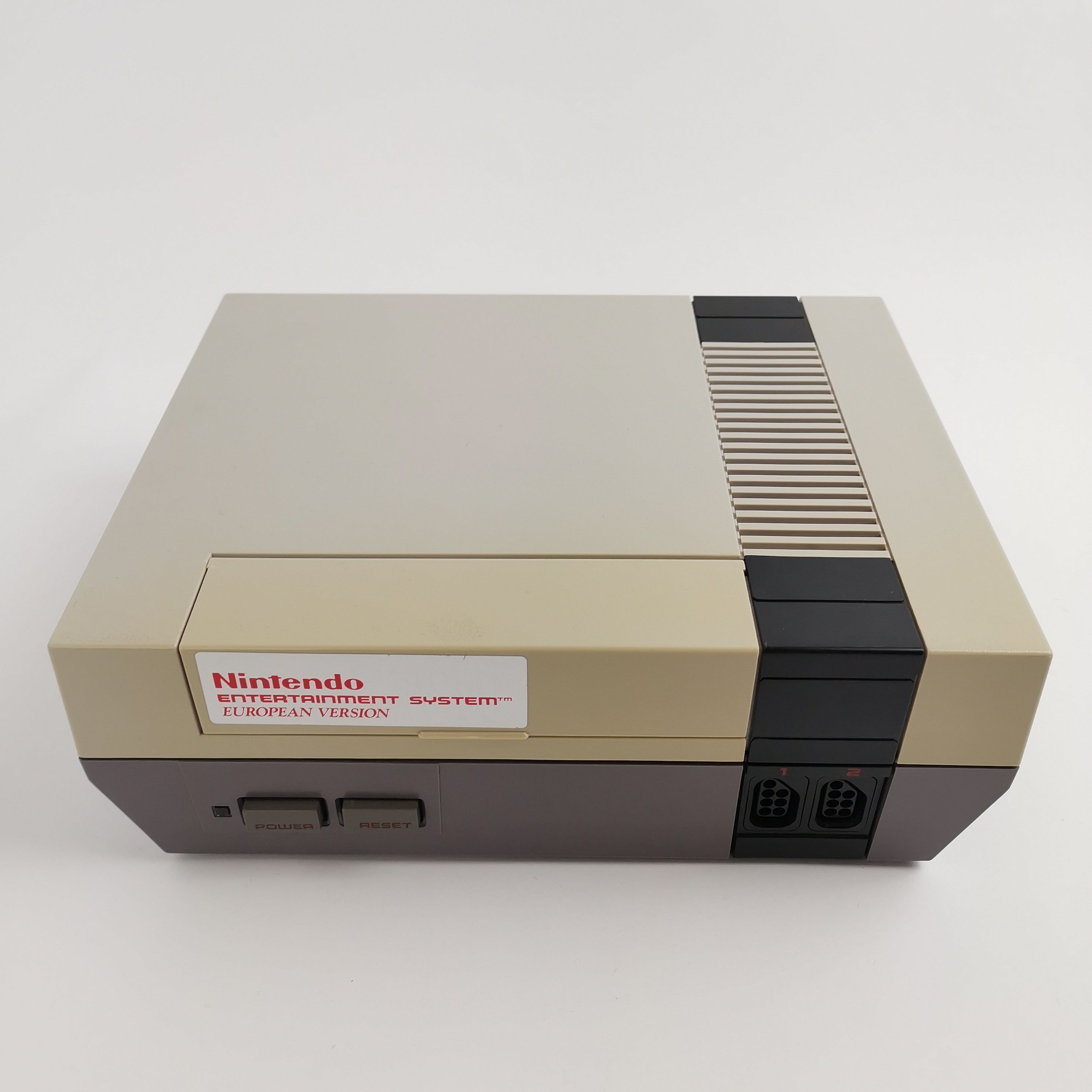 Nintendo Entertainment System Konsole NES 2 Controller PAL