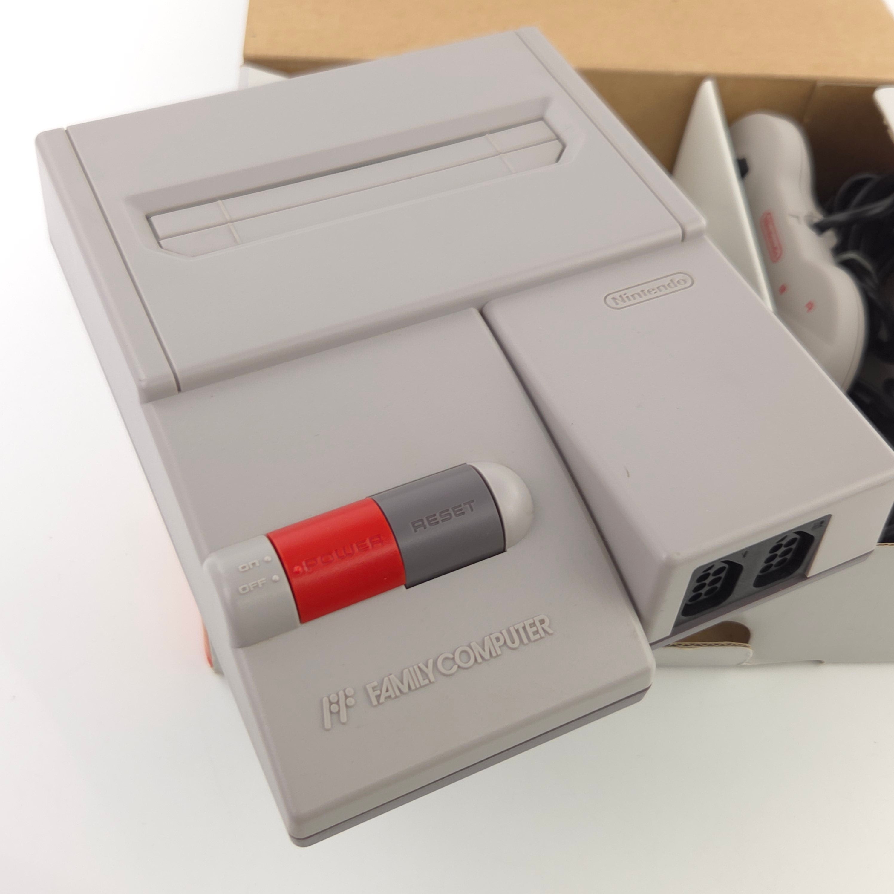 Nintendo AV Famicom Konsole Top Loader HVC 101 OVP