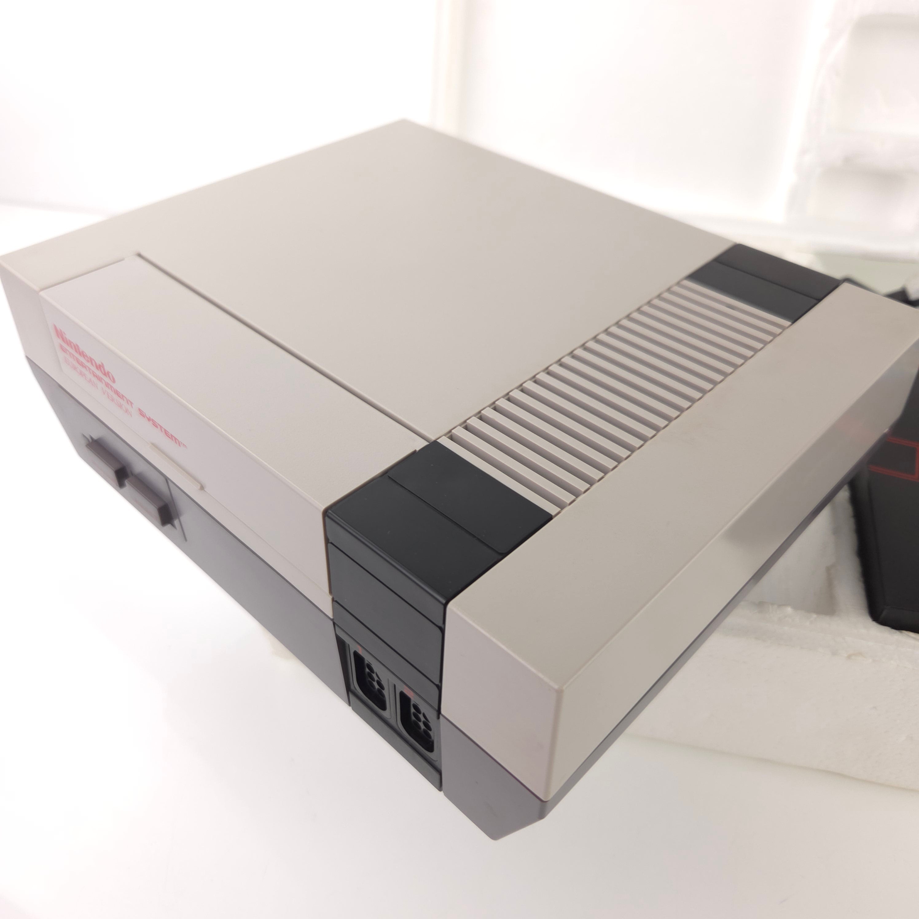 NES Konsole Set OVP gebrauchsspuren vorhanden PAL