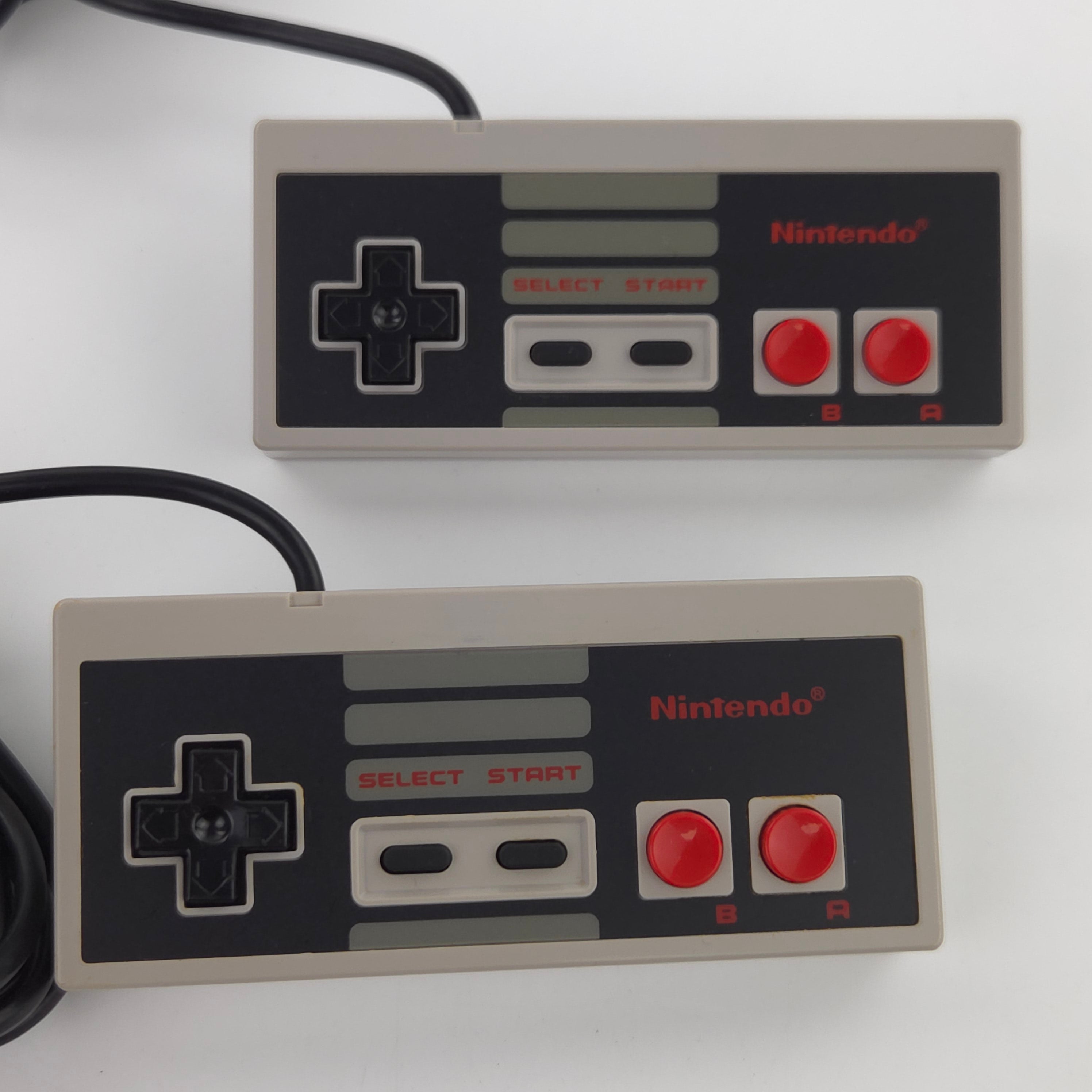 Nintendo NES Konsole Four Player Set mit 4 Controllern PAL