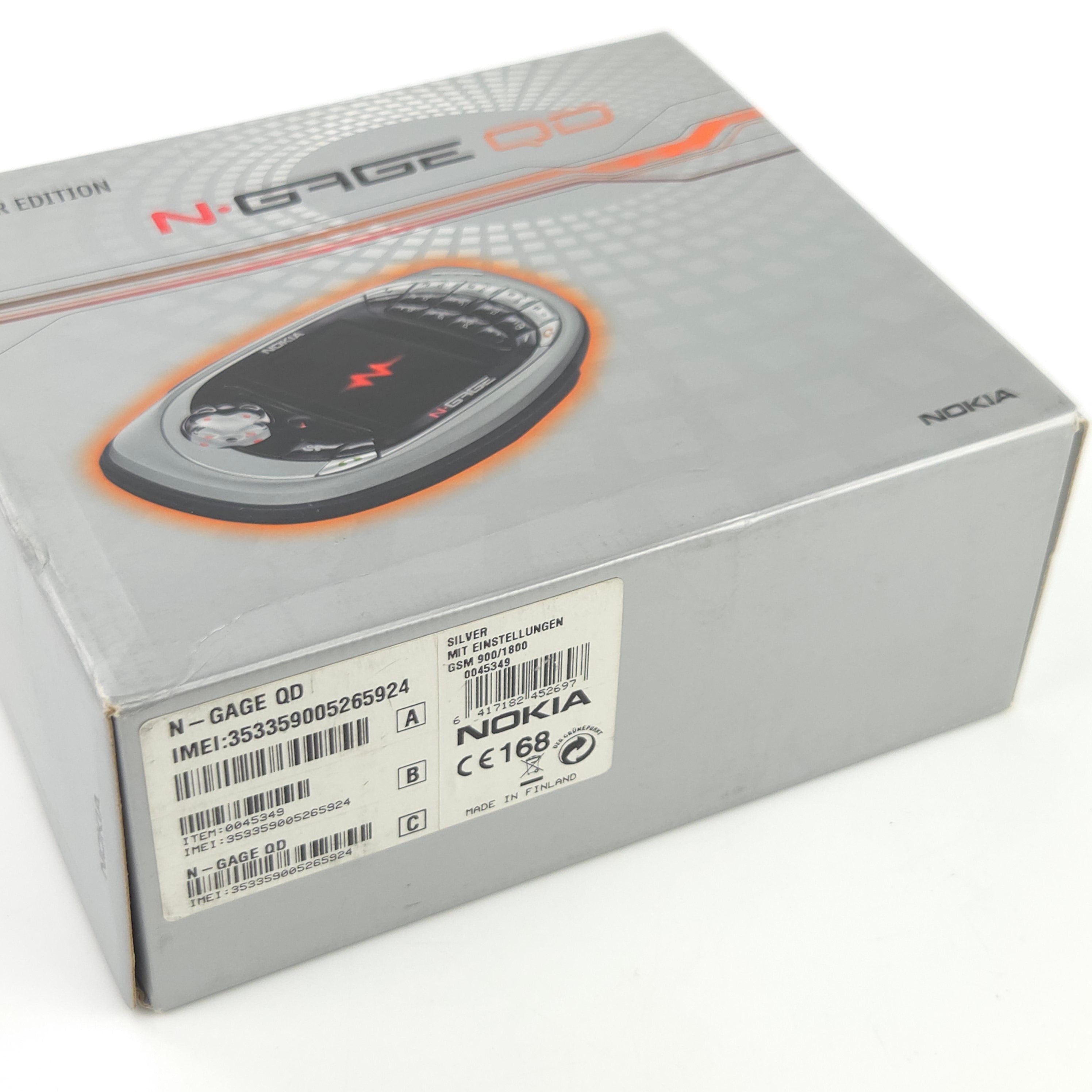 Nokia N-Gage QD Konsole Silver Edition OVP Defekt