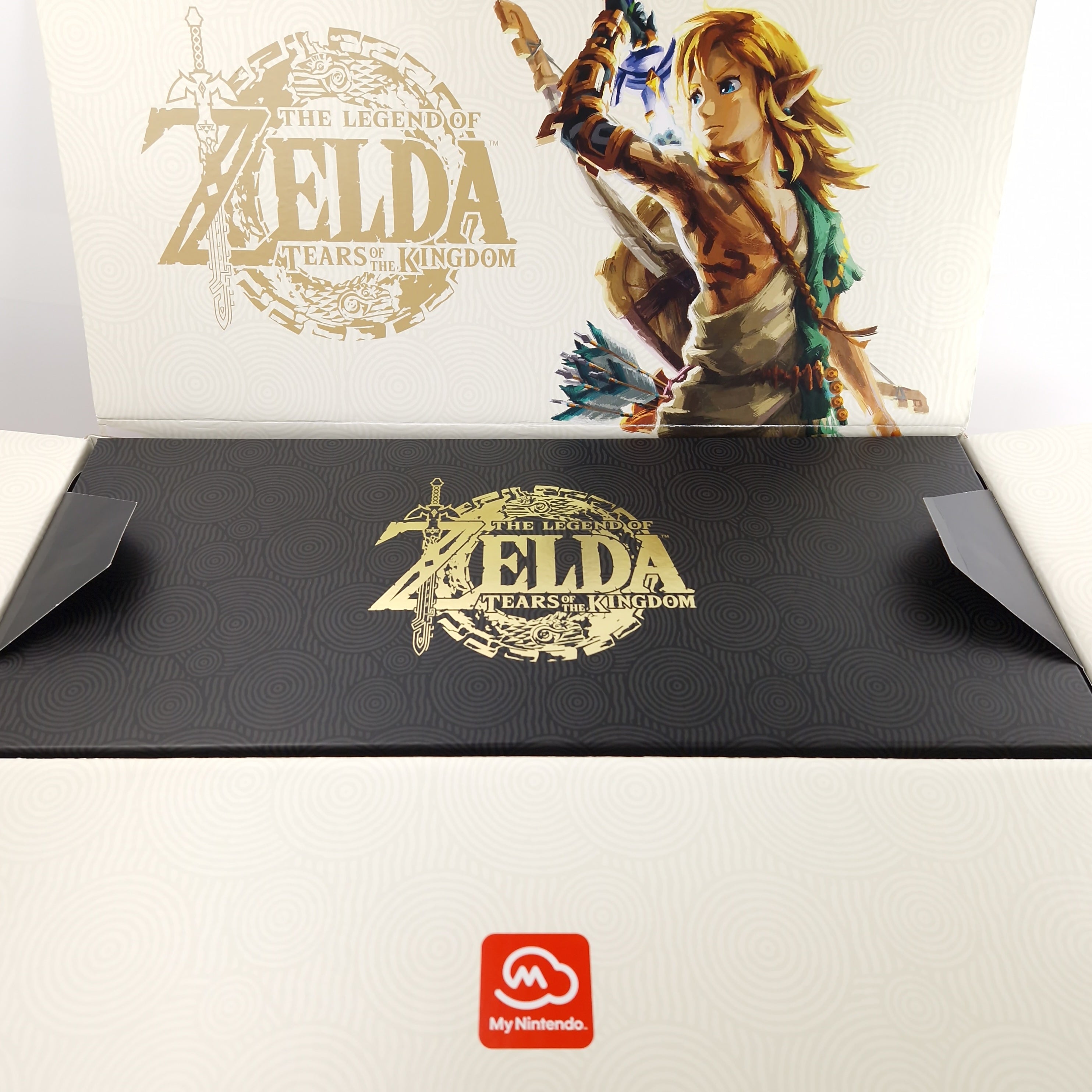 Nintendo Switch – The Legend of Zelda Tears of the Kingdom Presse Set