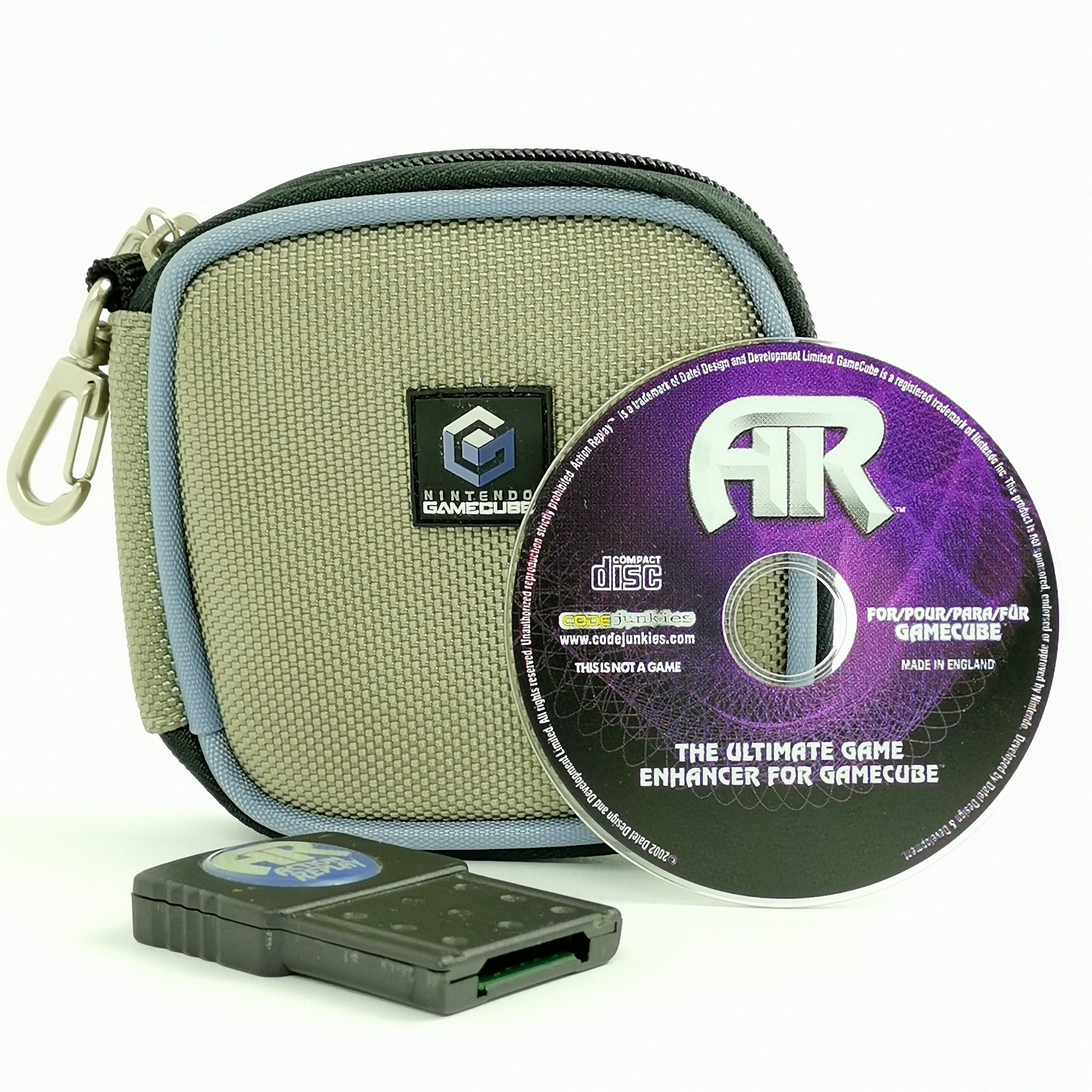 Nintendo Gamecube Zubehör : AR Action Replay CD & Cheatmodul + Original Tasche