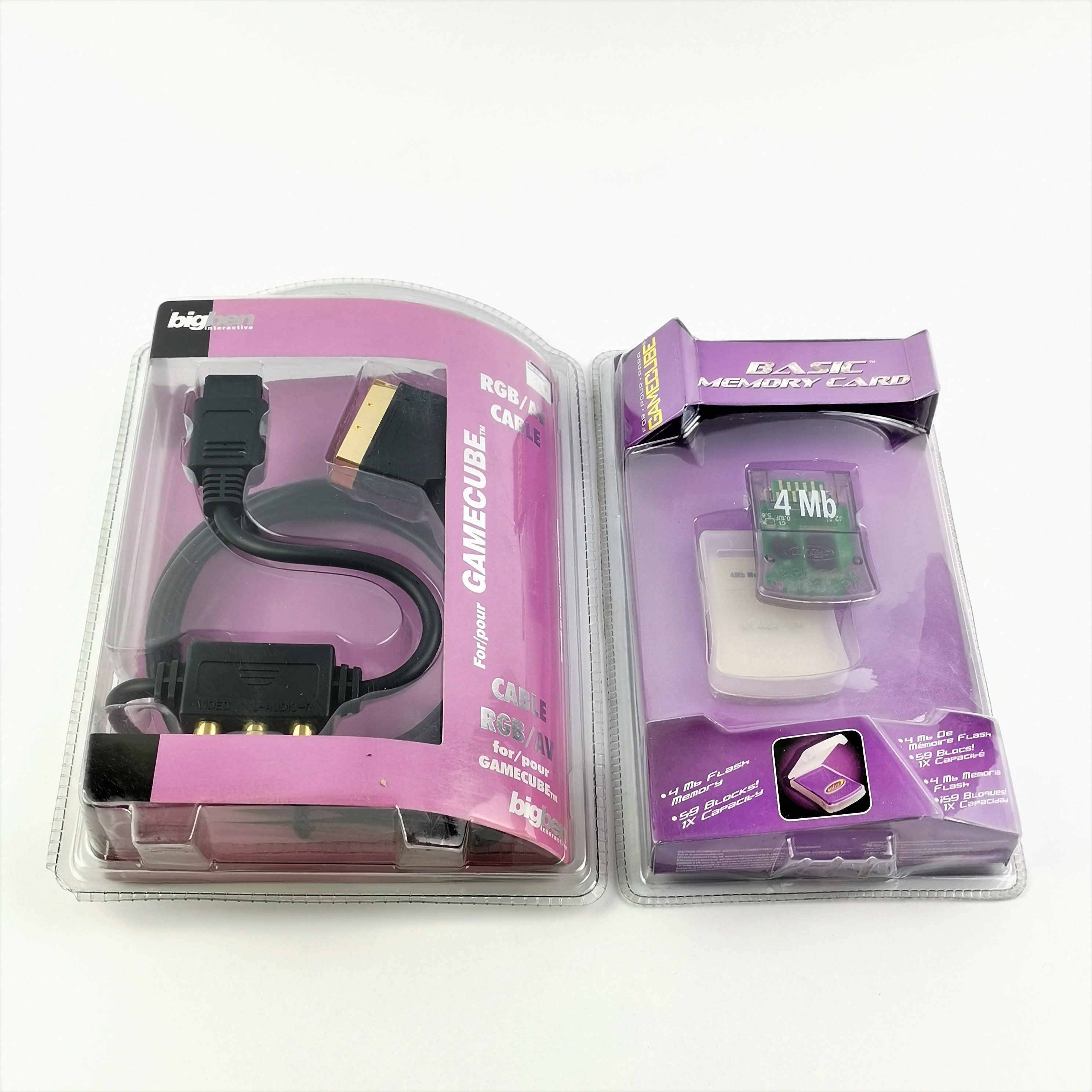 Nintendo Gamecube Zubehör : RGB / AV Cable Kabel + 4MB Memory Card Transparent