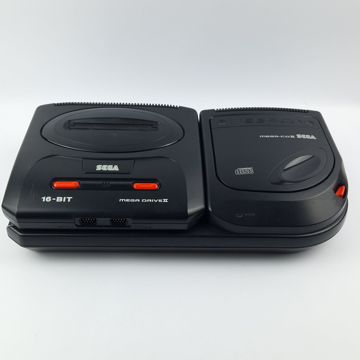 Sega Mega-CD II Konsole in OVP - PAL Console MCD + Road Avenger / OHNE INLAY