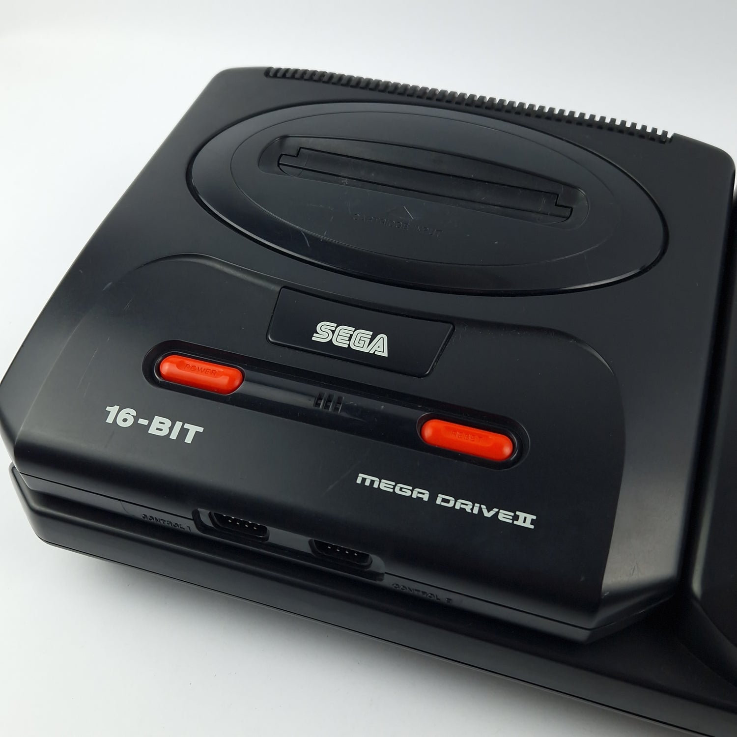 Sega Mega-CD II console in original packaging - PAL console MCD + Road Avenger / WITHOUT INLAY