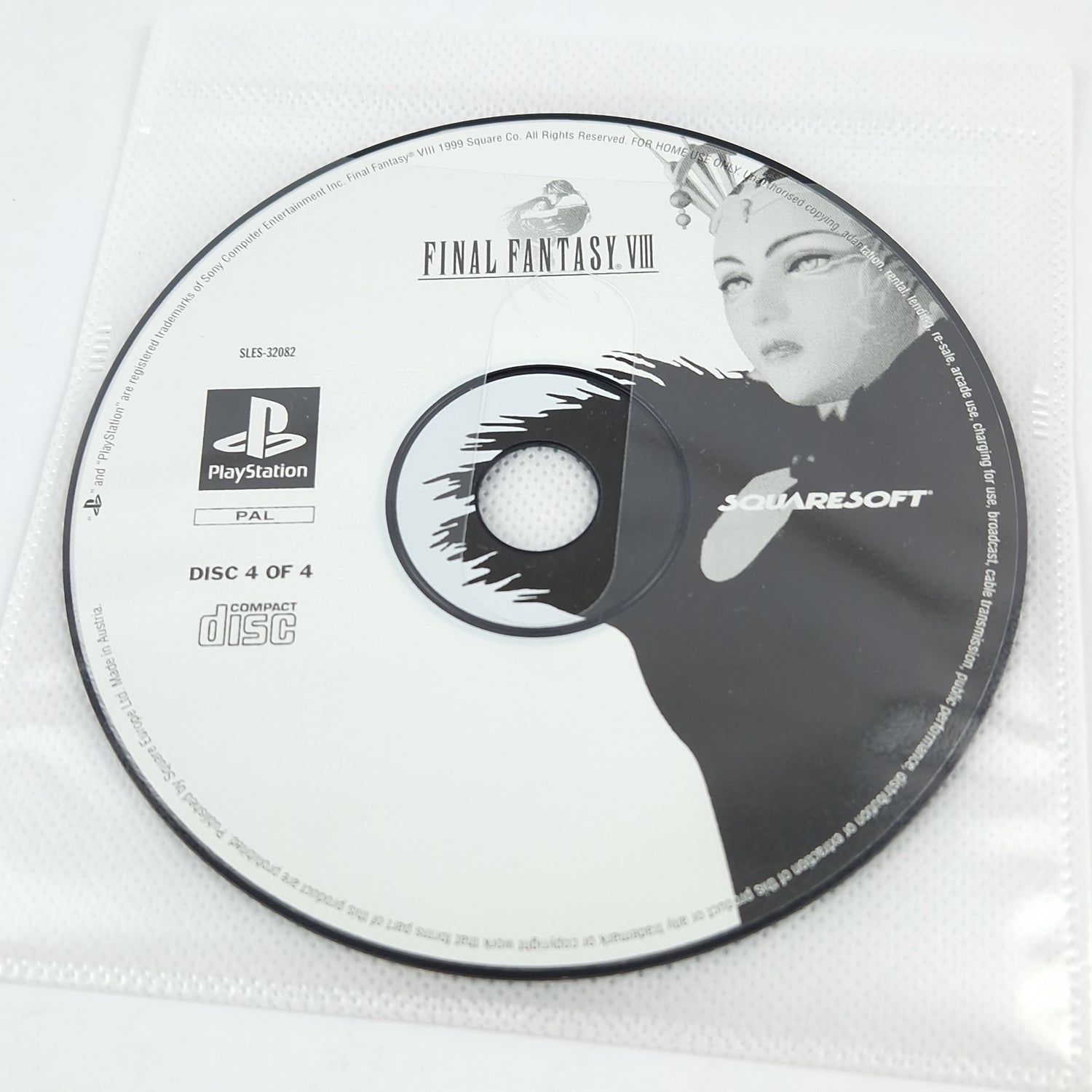 Playstation 1 game: Final Fantasy VIII 8 - CD + instructions with solution book PS1