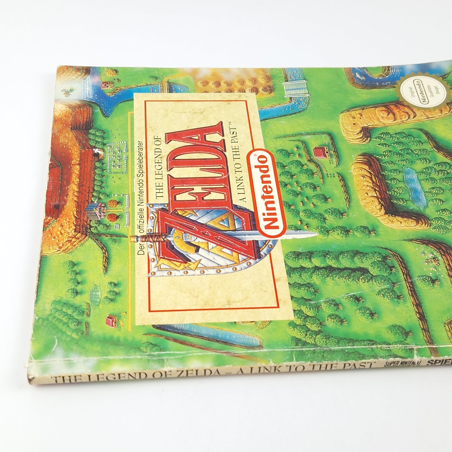 Super Nintendo Game Advisor : Zelda a link to the Past - SNES Solution Book Guide