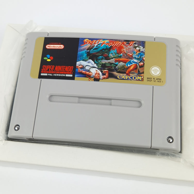 Super Nintendo game: Street Fighter II - SNES module instructions OVP cib / PAL