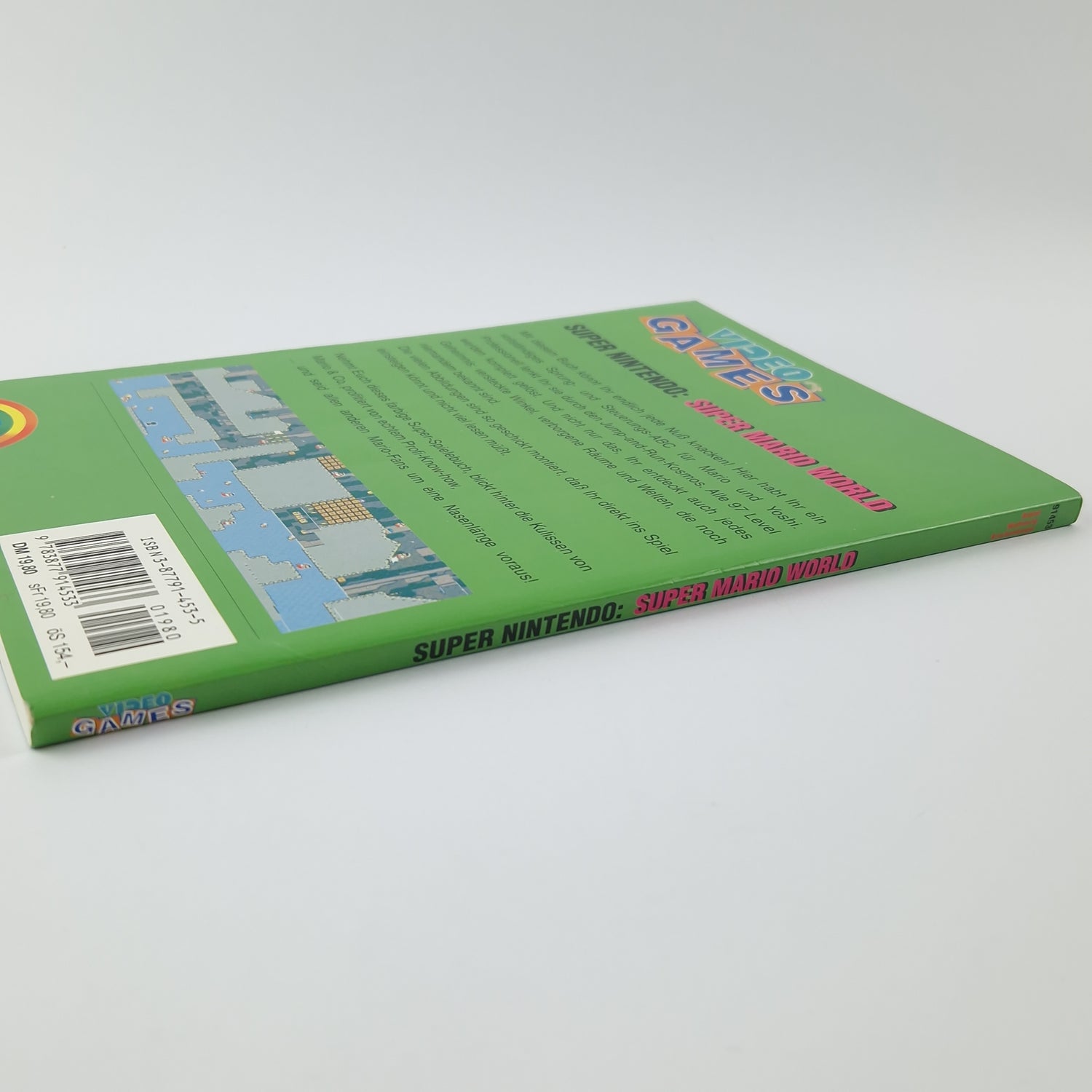 Market & Technology Game Advisor: Super Mario World - Solution Book SNES Book German.