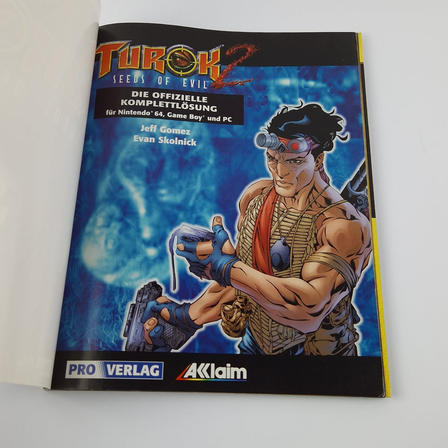 Game Advisor #1: Turok 2 Seeds of Evil - Walkthrough Book N64 Gameboy PC