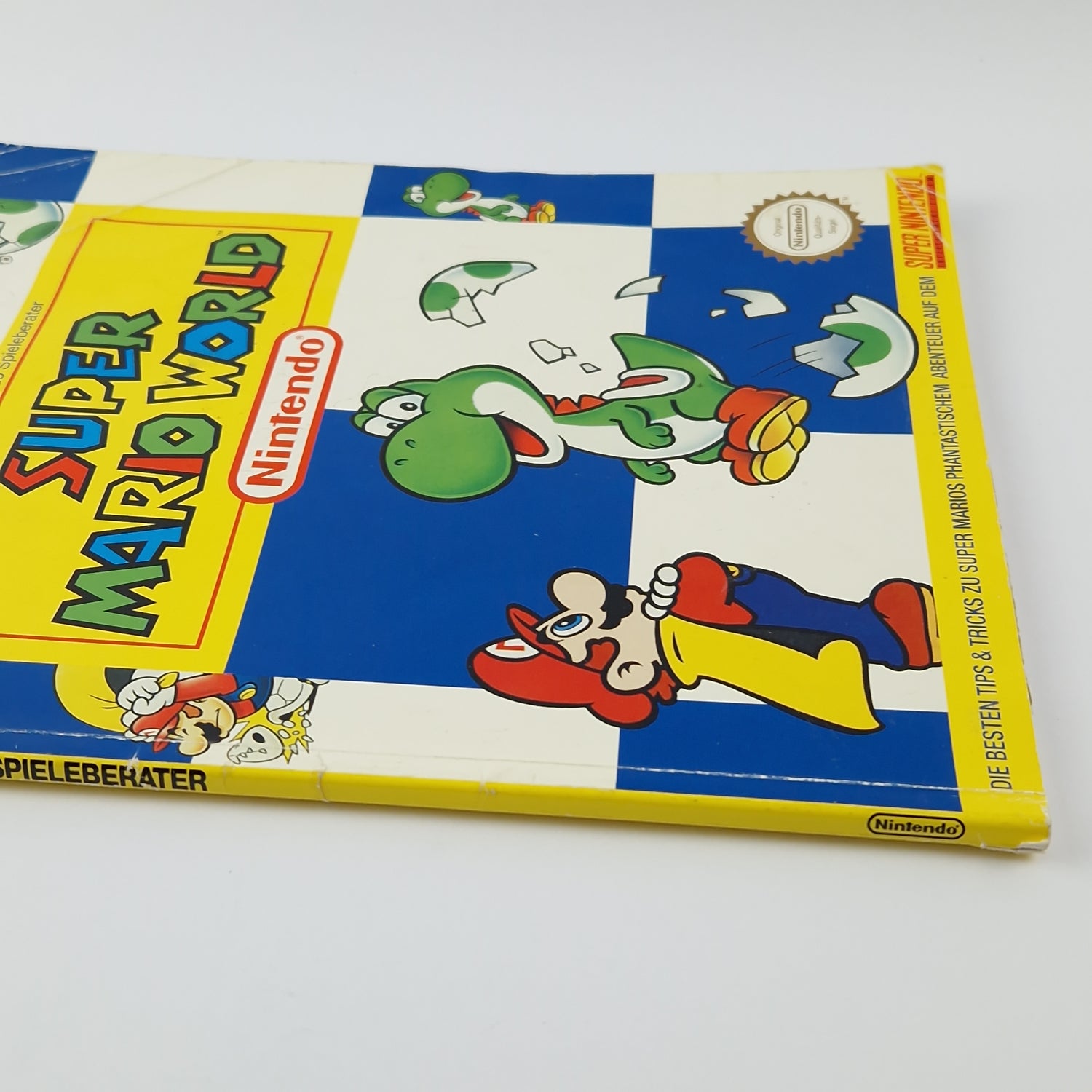 Super Nintendo Game Advisor : Super Mario World - SNES Guide Solution Book Book