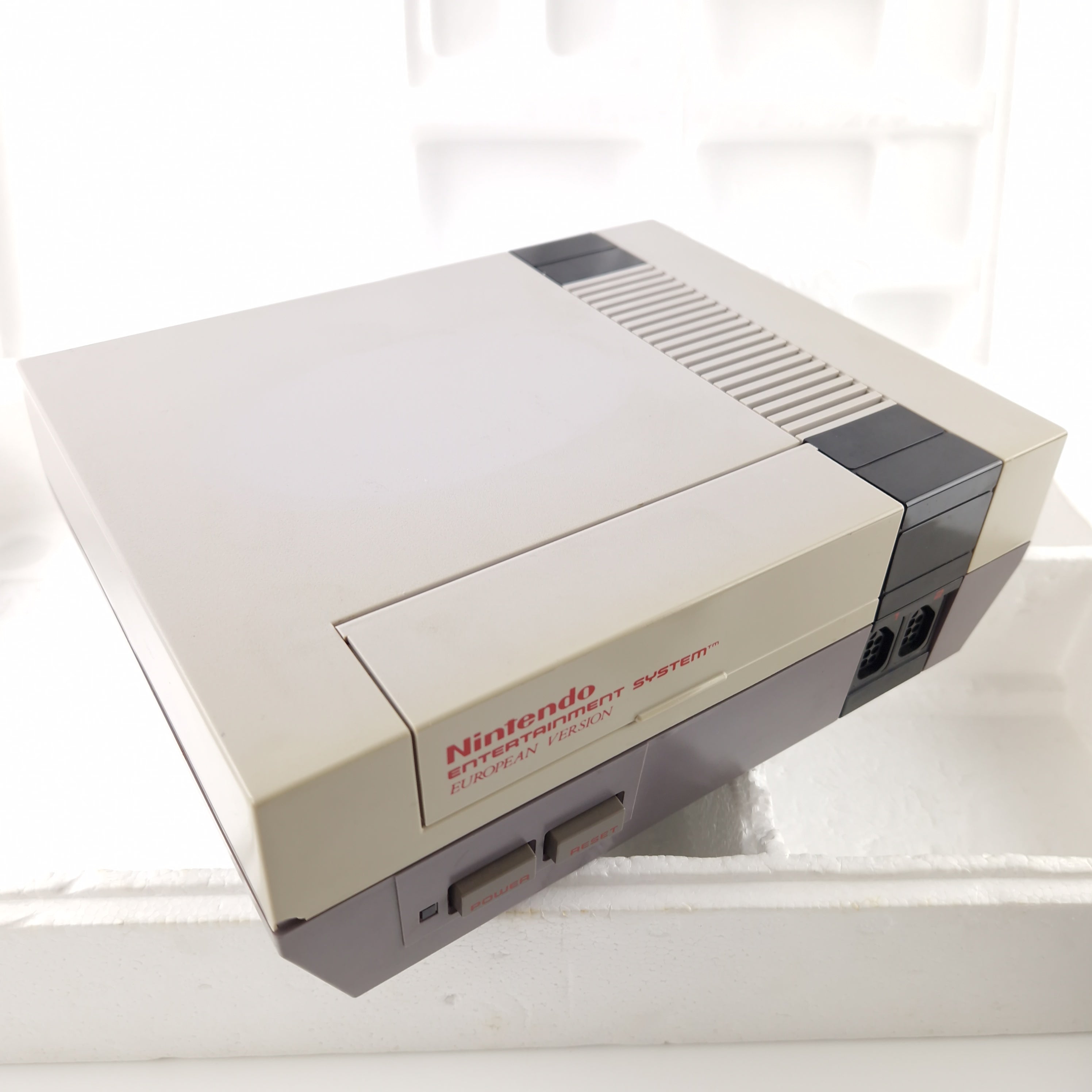 Nintendo NES Konsole : Super Set 4 Players Bundle - OVP defekt unvollständig