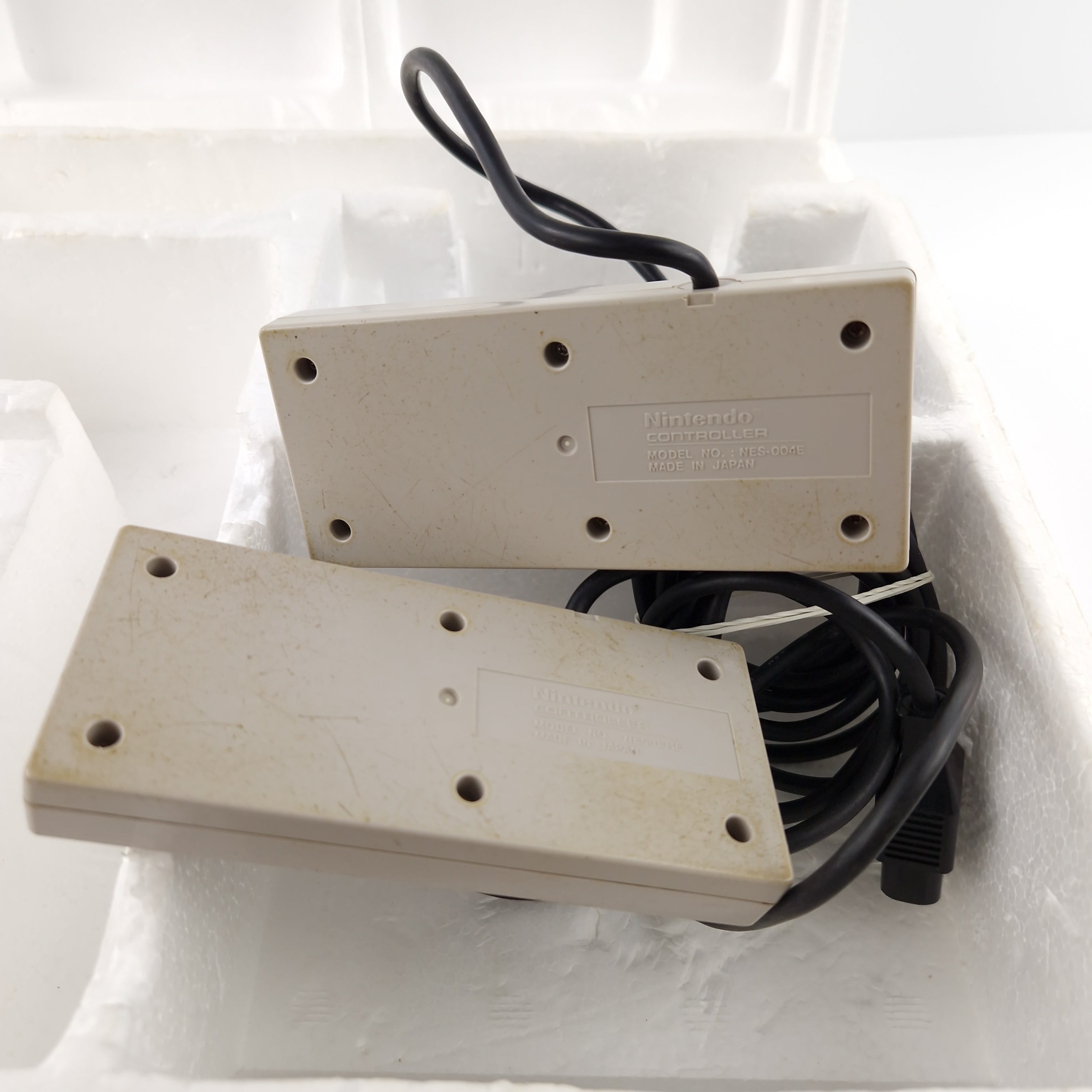 Nintendo NES Konsole : Super Set 4 Players Bundle - OVP defekt unvollständig