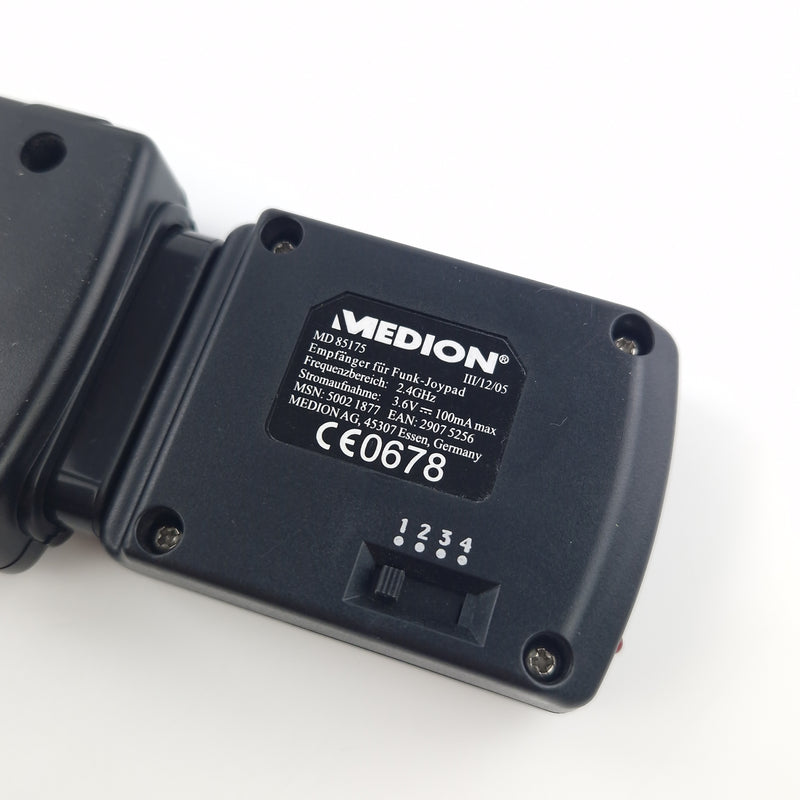 Playstation, PC, Xbox Zubehör : Medion Funk Controller MD 85715 - Joystick