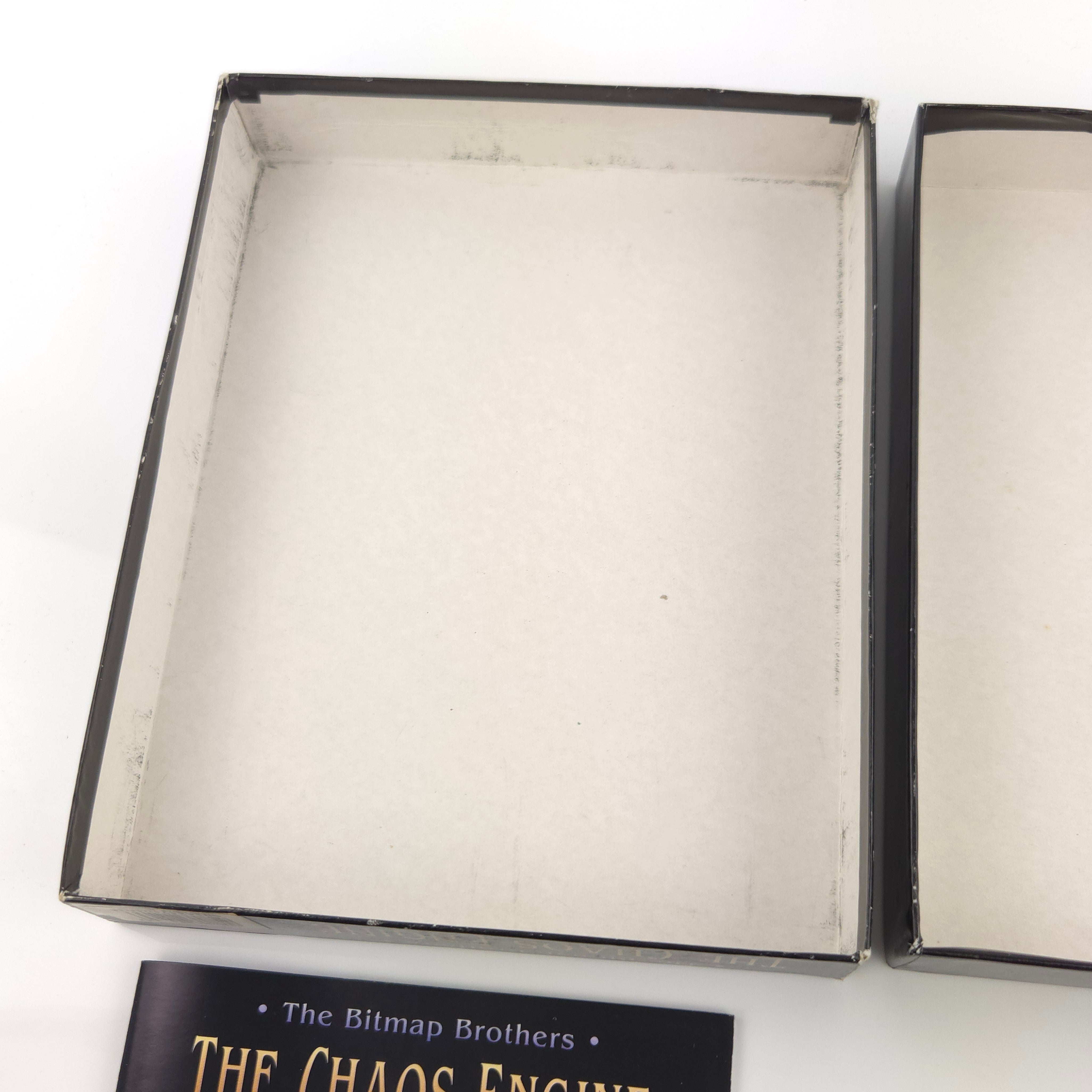 Atari ST STE Spiel : The Chaos Engine Bitmap Brothers  Diskette Anleitung OVP 02