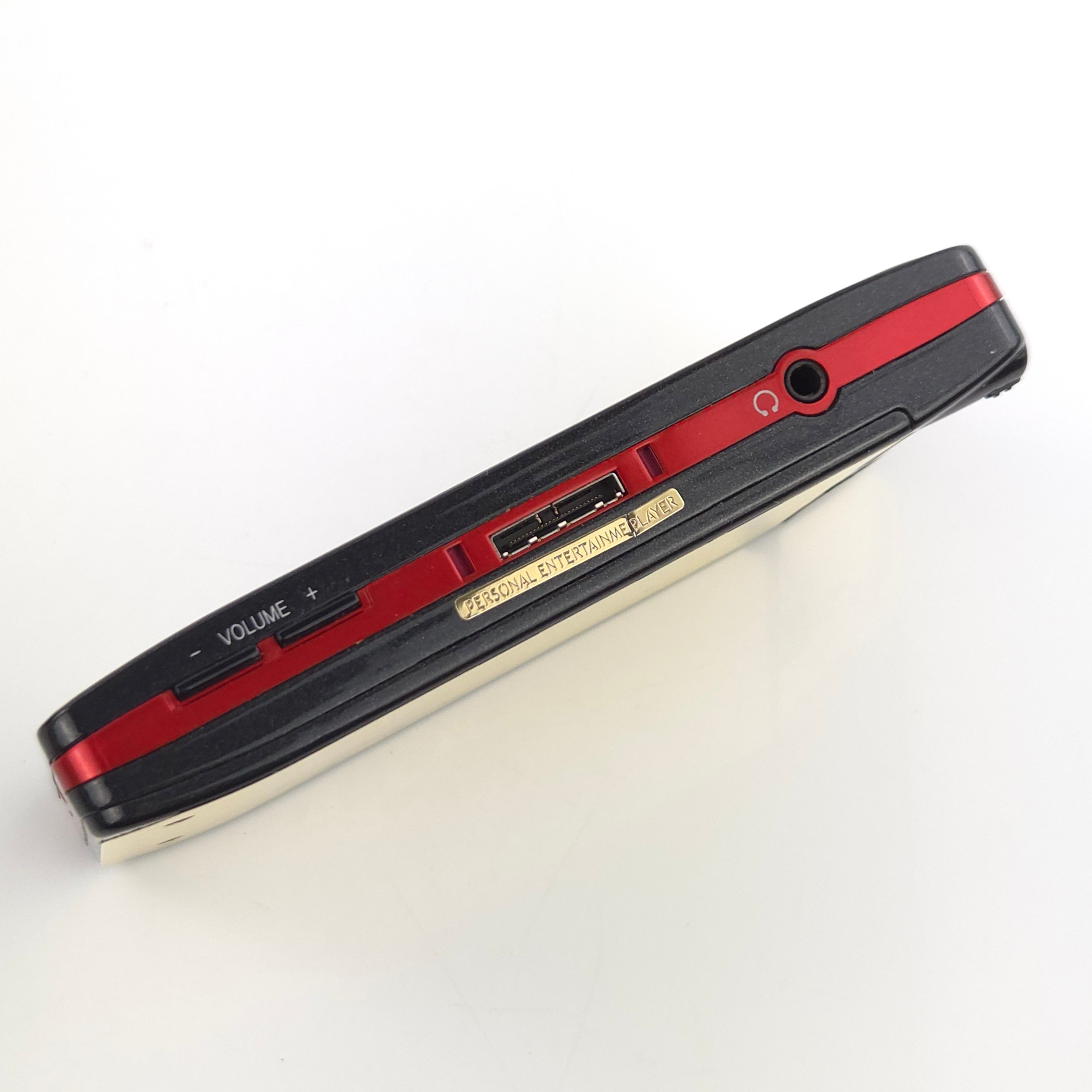 Koreanische Handheld Retro Konsole : GP2X Wiz Console + Spiel Redemption