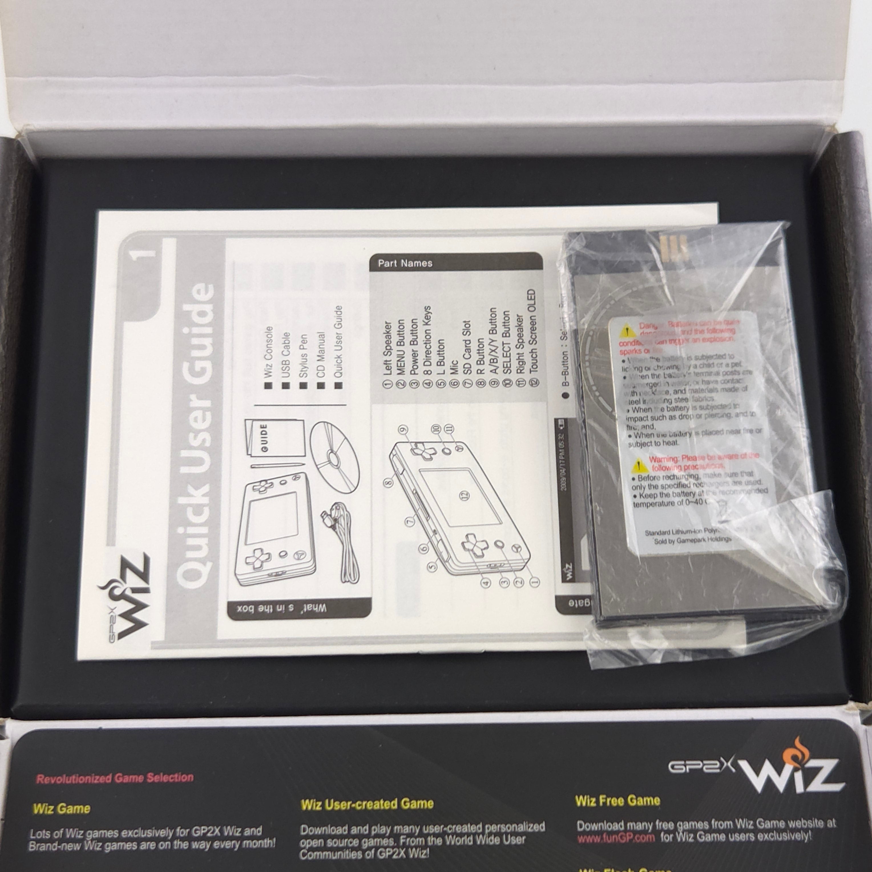 Koreanische Handheld Retro Konsole : GP2X Wiz Console + Spiel Redemption