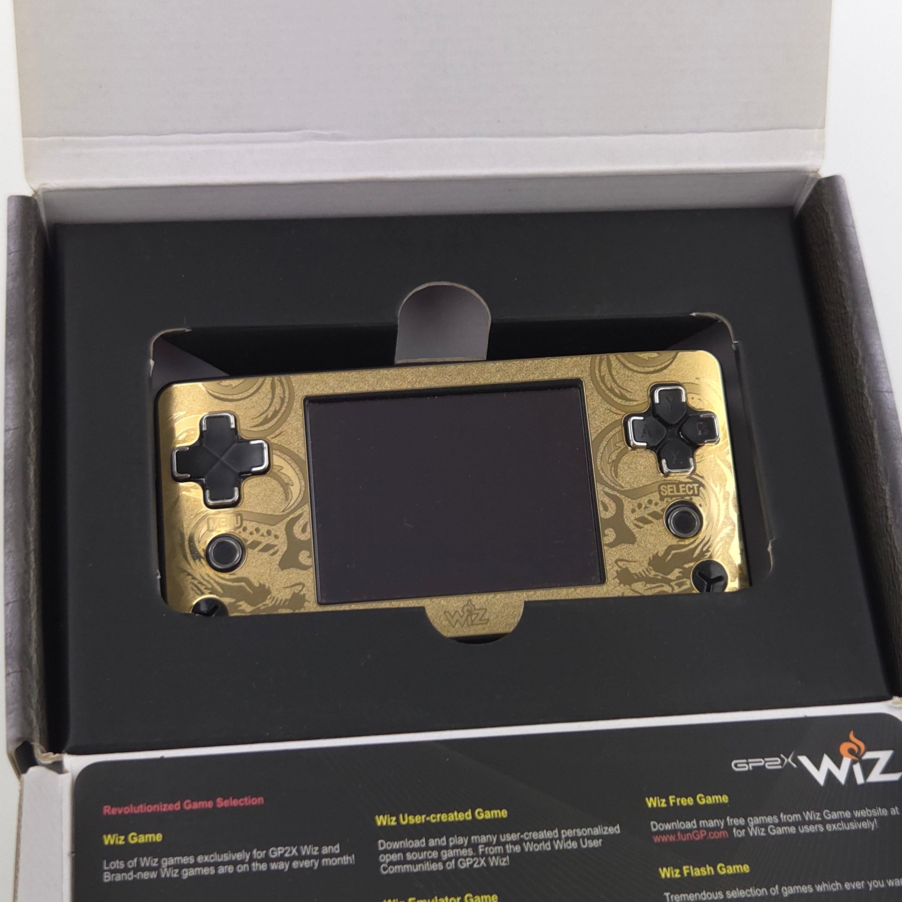 Koreanische Handheld Retro Konsole : GP2X Wiz Console + Spiel Redemption