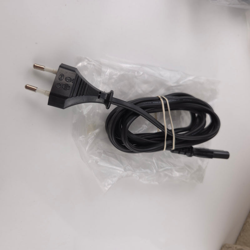 Sega Dreamcast Konsole in OVP und Zubehör - DC Console PAL