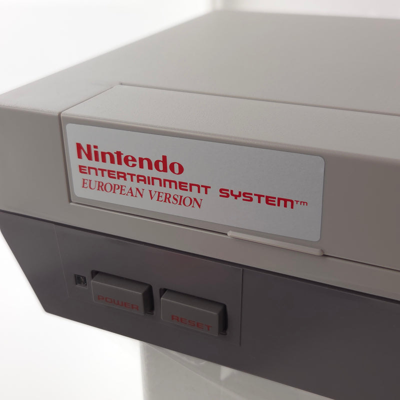 Nintendo NES Konsole Super Mario Bros Pak Bundle - Ohne Spiel / OVP Console PAL