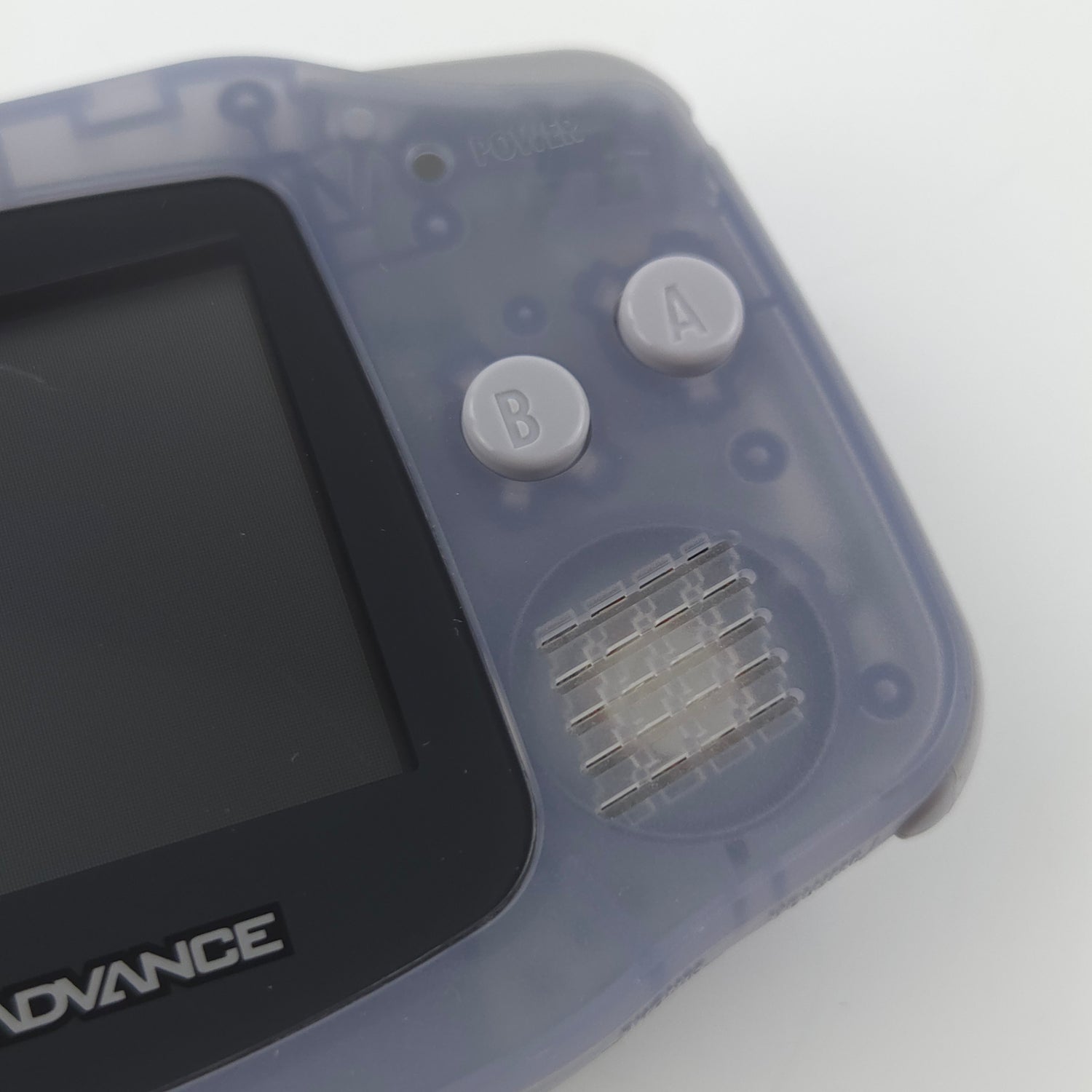 Nintendo Game Boy Advance Konsole mit Unterschrift von Shigeru Miyamoto