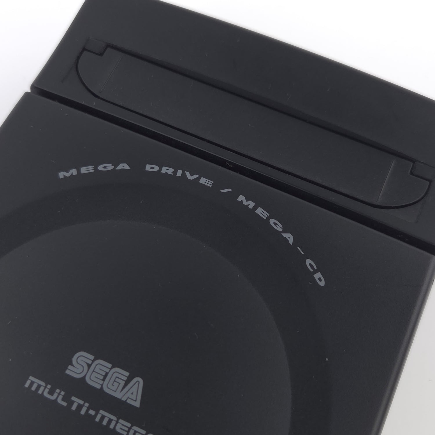 SEGA Multi-Mega Konsole - Mega Drive + Mega CD Console / 1/5000 limited PAL