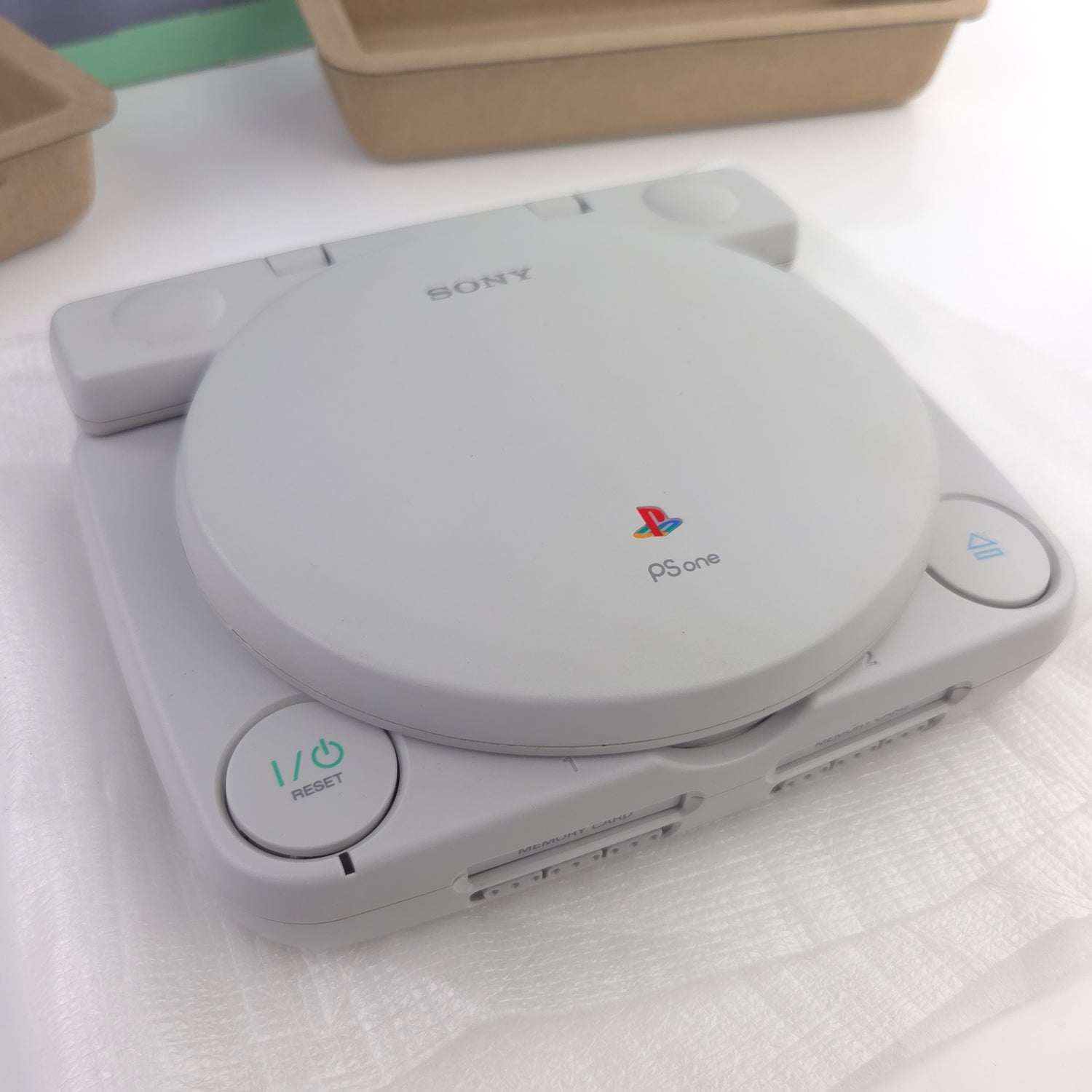 PSone Combo mit 5 inch LCD Screen - Playstation 1 Konsole Sony PS1 OVP * defekt
