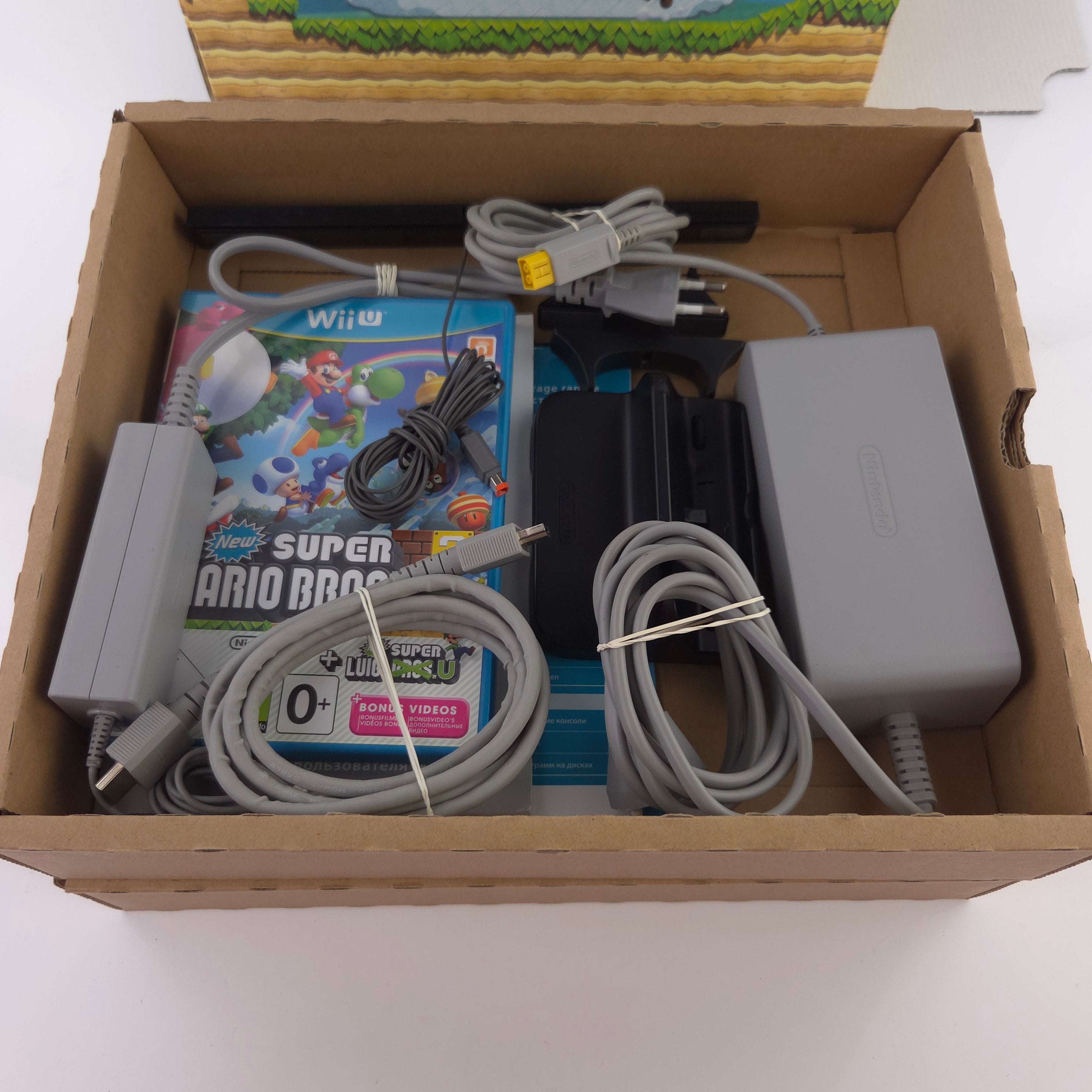 Nintendo Wii U Konsole : Super Mario Bros + Luigi U Bundle SET OVP PAL Console