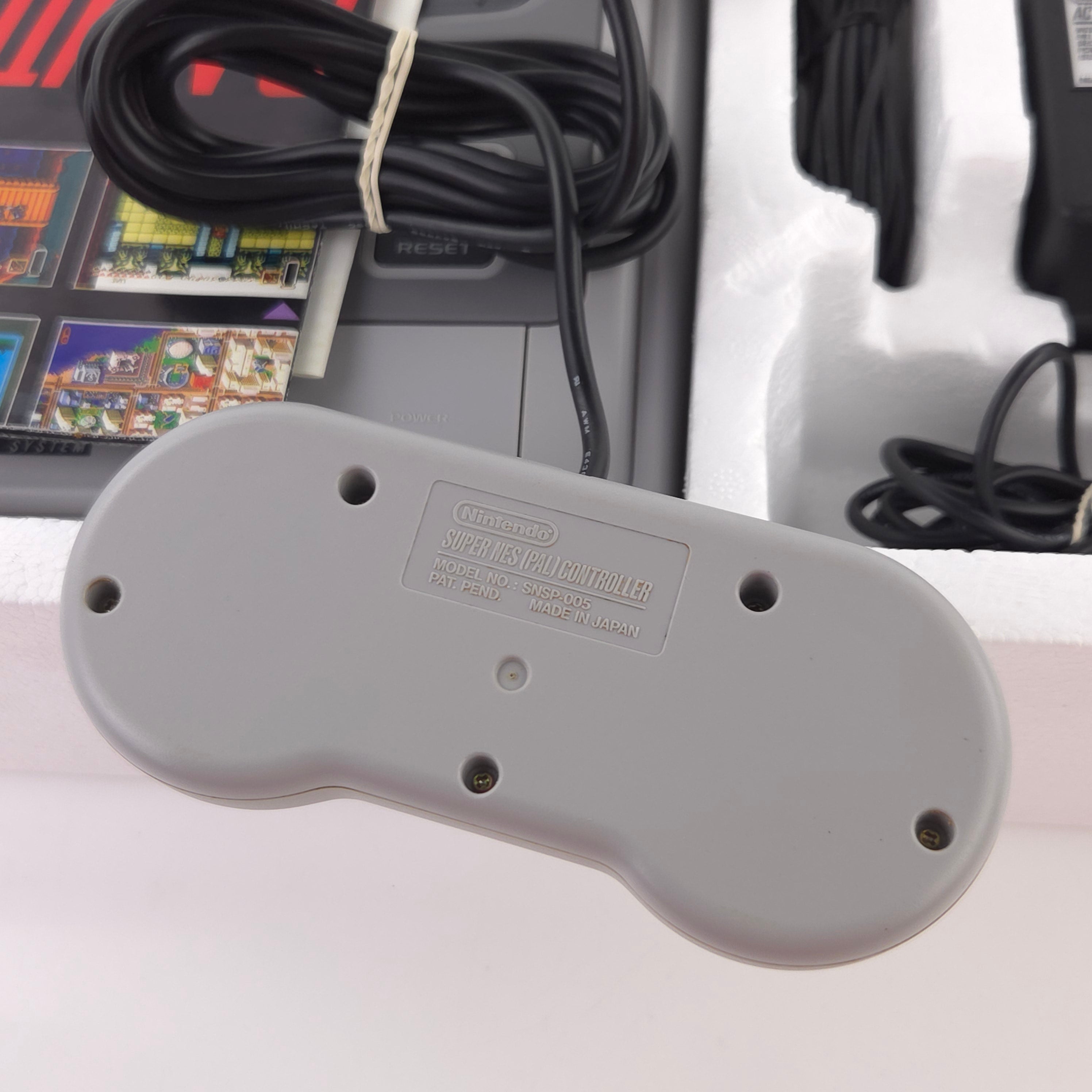 Super Nintendo Konsole : SNES Power Station in OVP / PAL Console