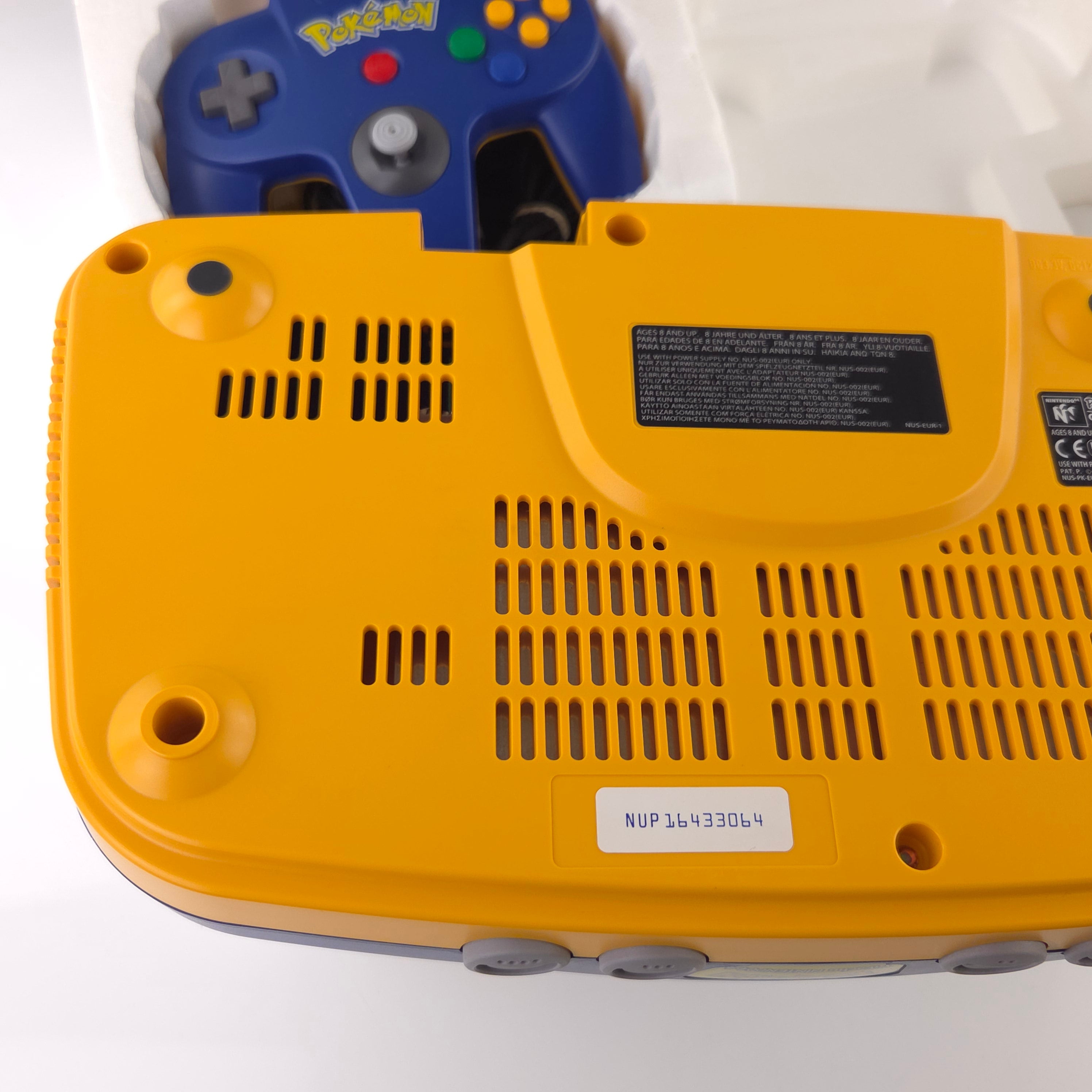 Nintendo 64 Konsole : Pokemon Pikachu Edition - N64 OVP PAL Console
