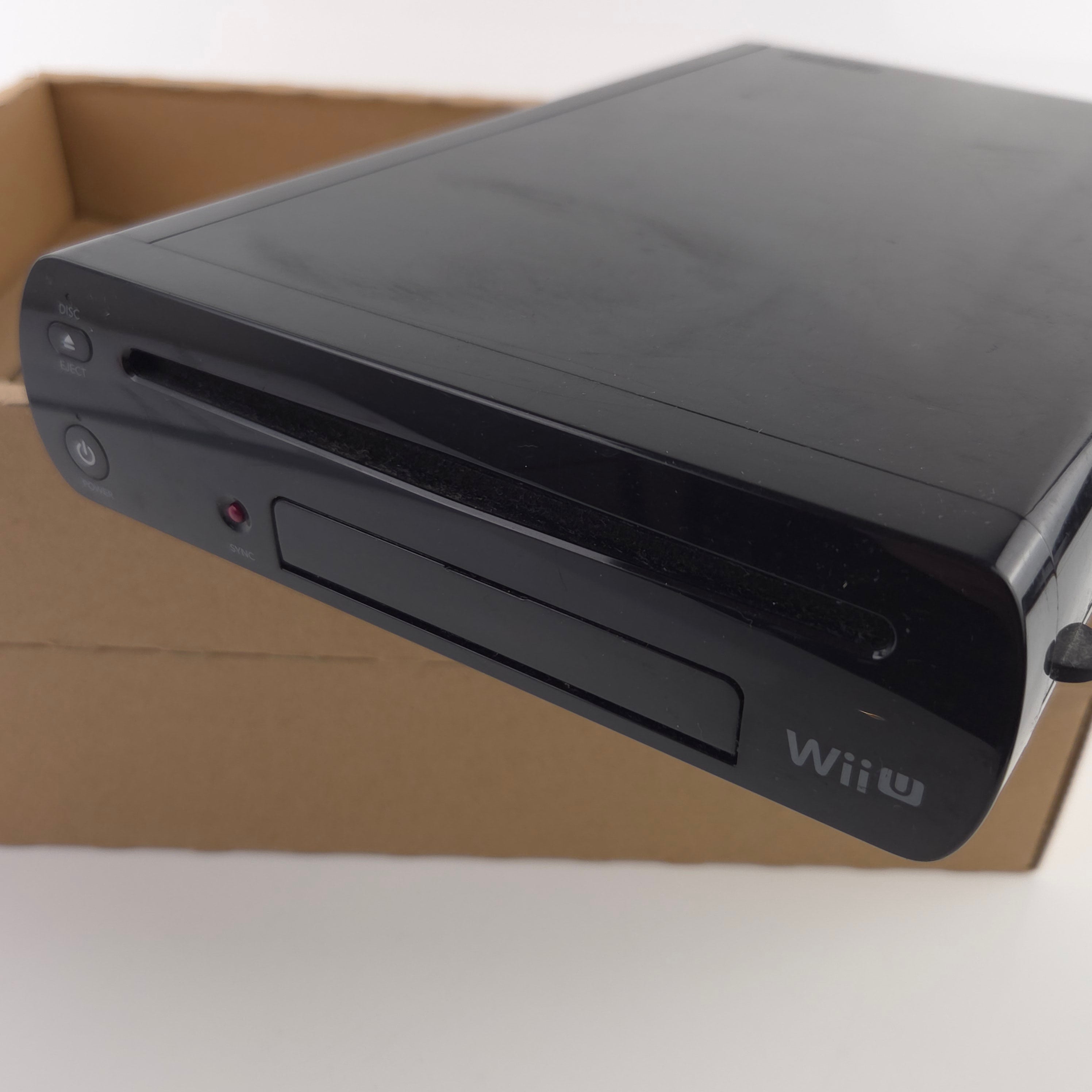 Nintendo Wii U Konsole : Zombie U Premium Pack Limited Edition 32GB - OVP PAL