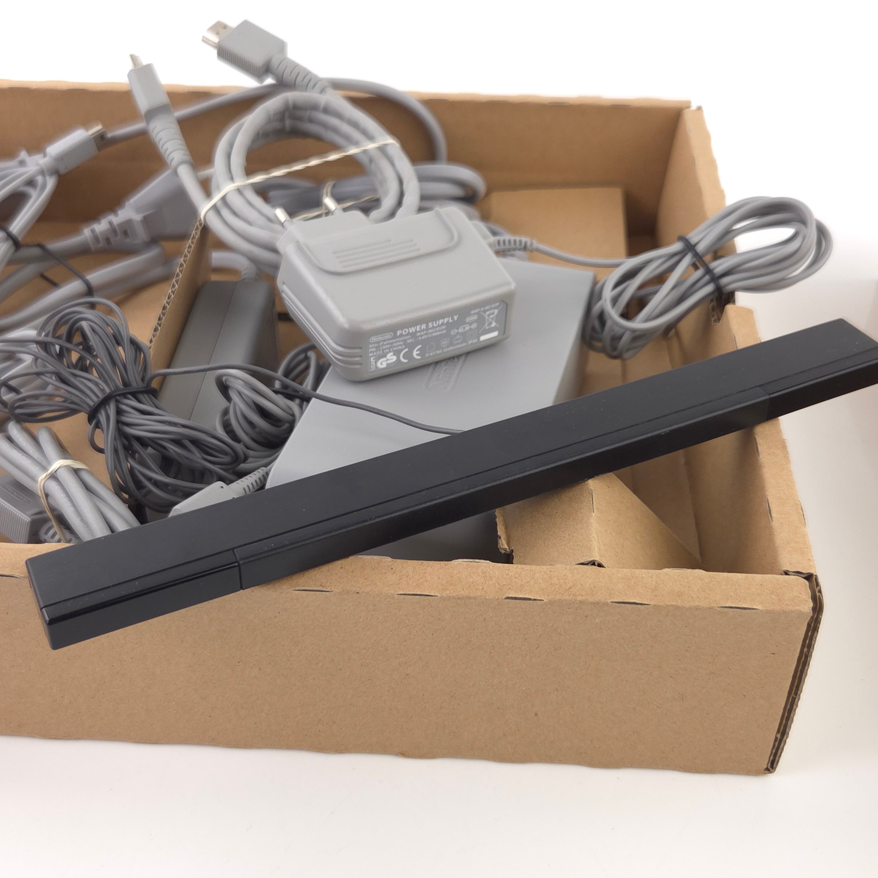 Nintendo Wii U Konsole : Zombie U Premium Pack Limited Edition 32GB - OVP PAL