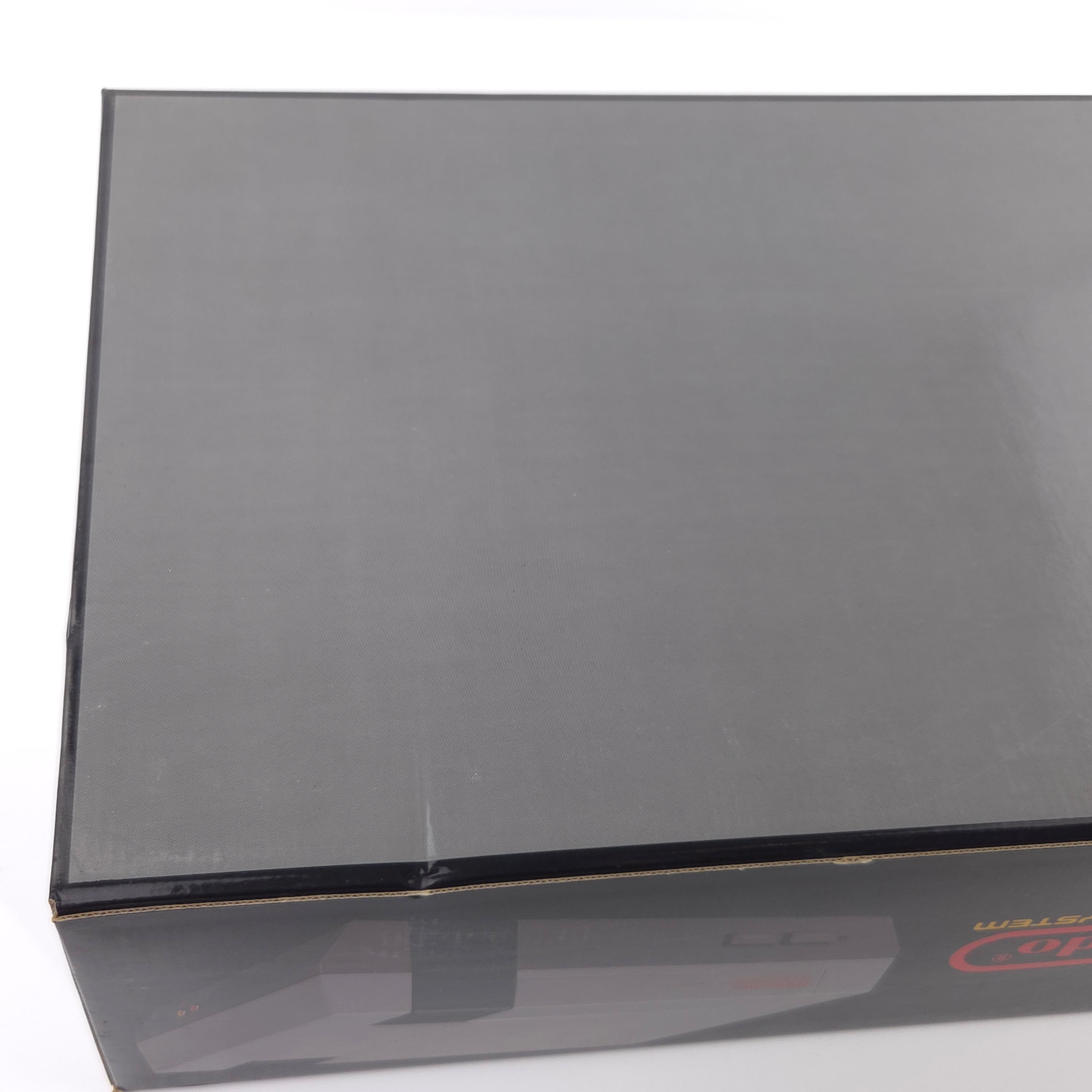 Nintendo Entertainment System Konsole 1986 in OVP NEU / neuwertig / NES FRG-1