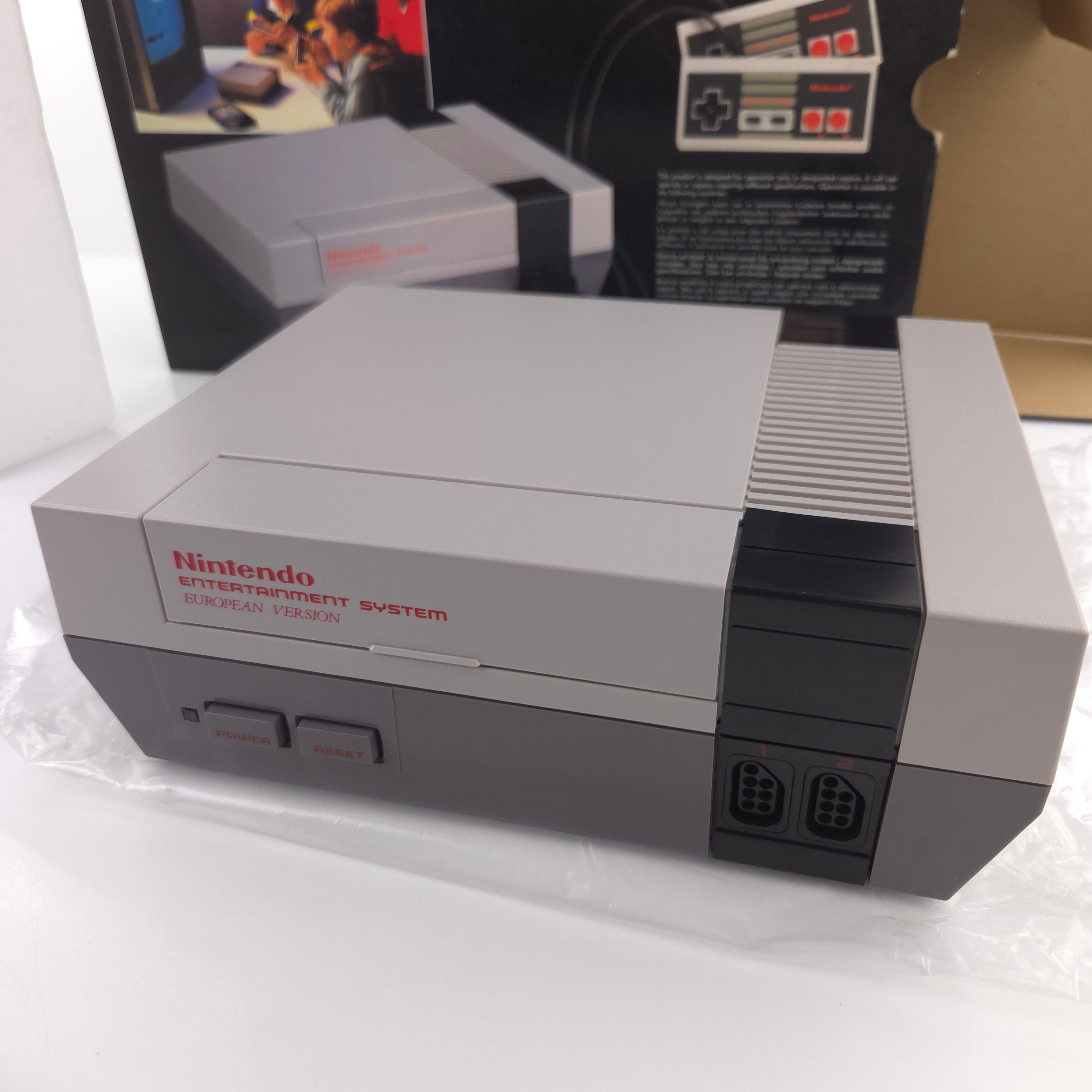 Nintendo Entertainment System Konsole 1986 in OVP NEU / neuwertig / NES FRG-1