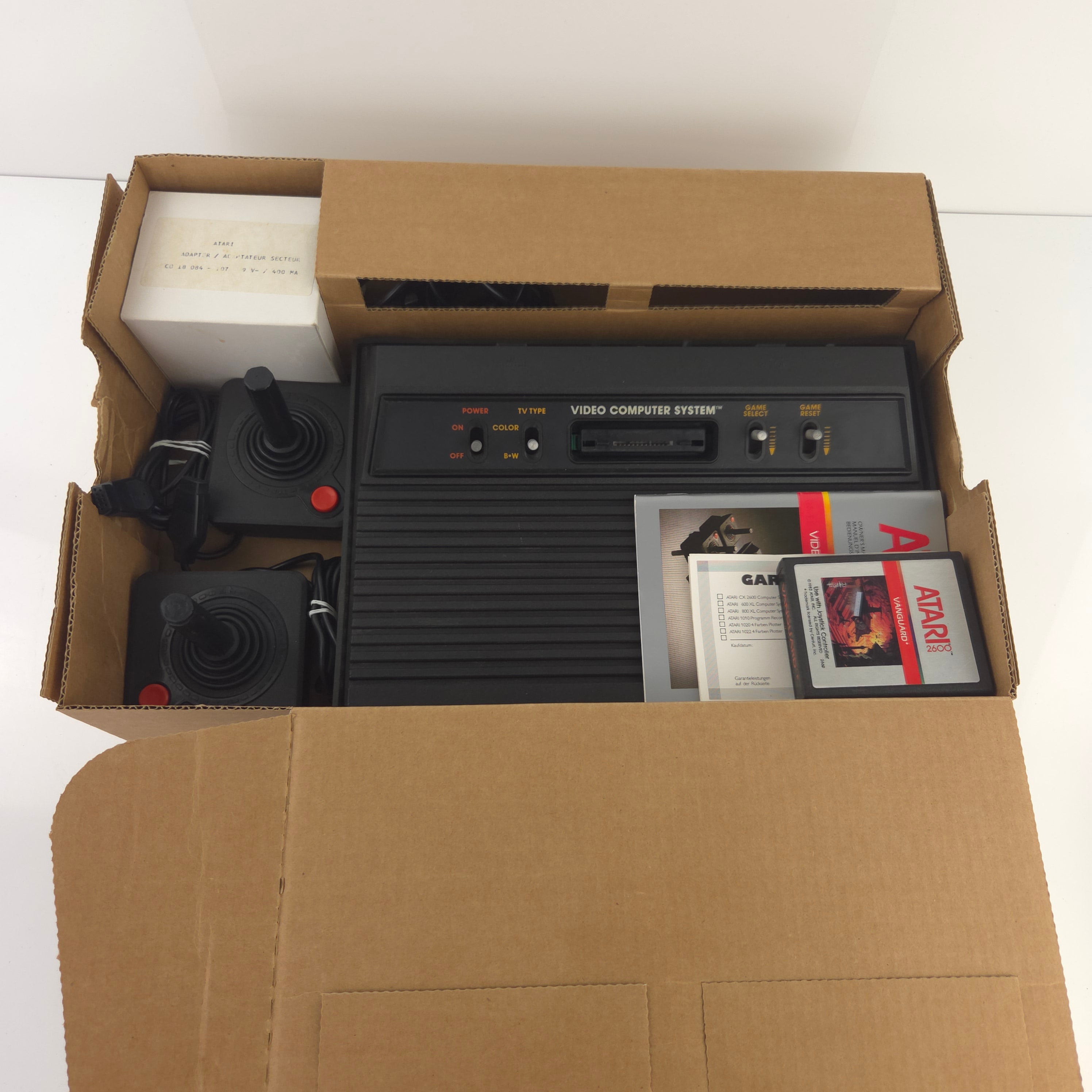 Atari 2600 Konsole OVP Vanguard Spiel PAL