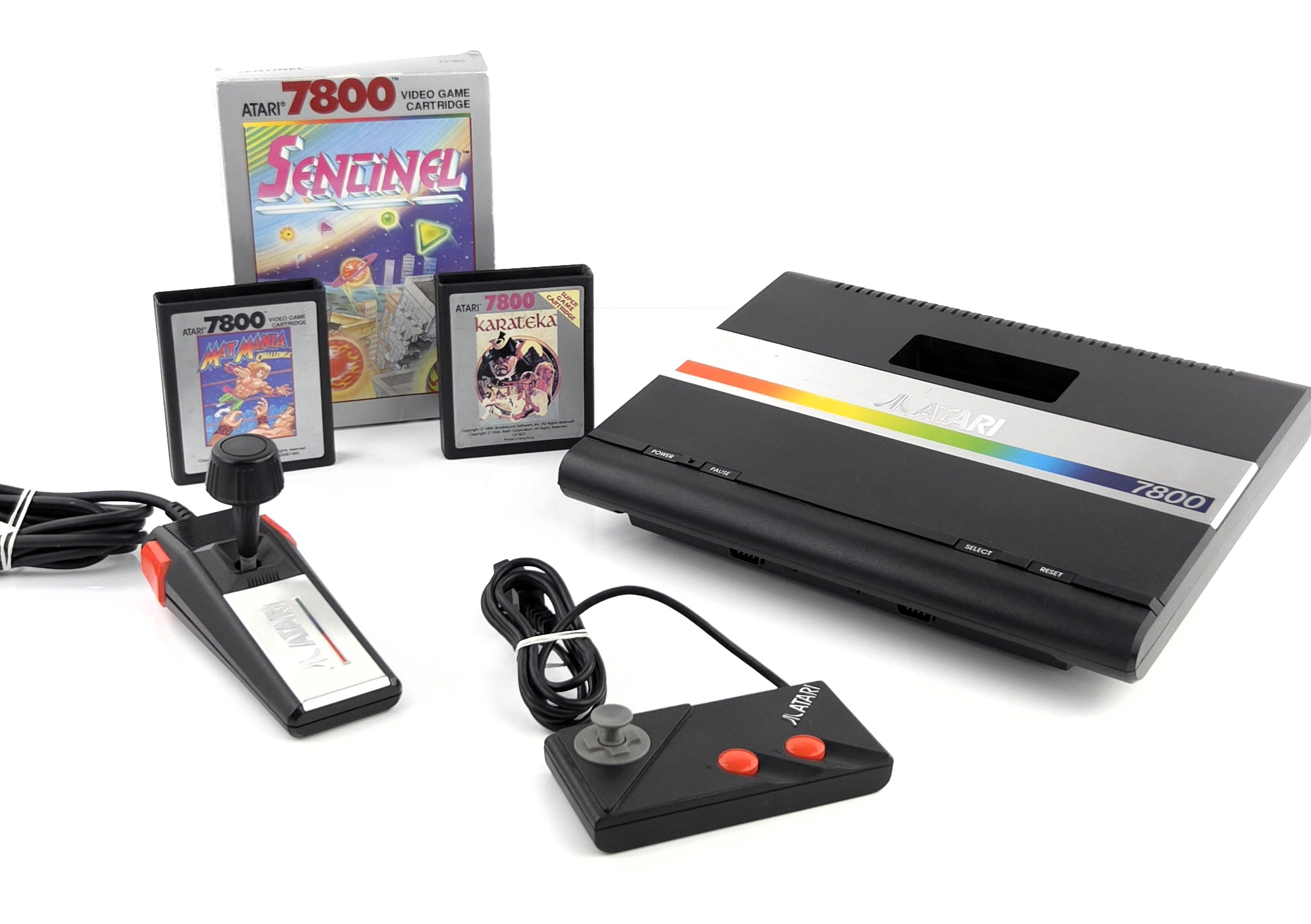 Atari 7800 Konsole mit 3 Spielen 2 Controller