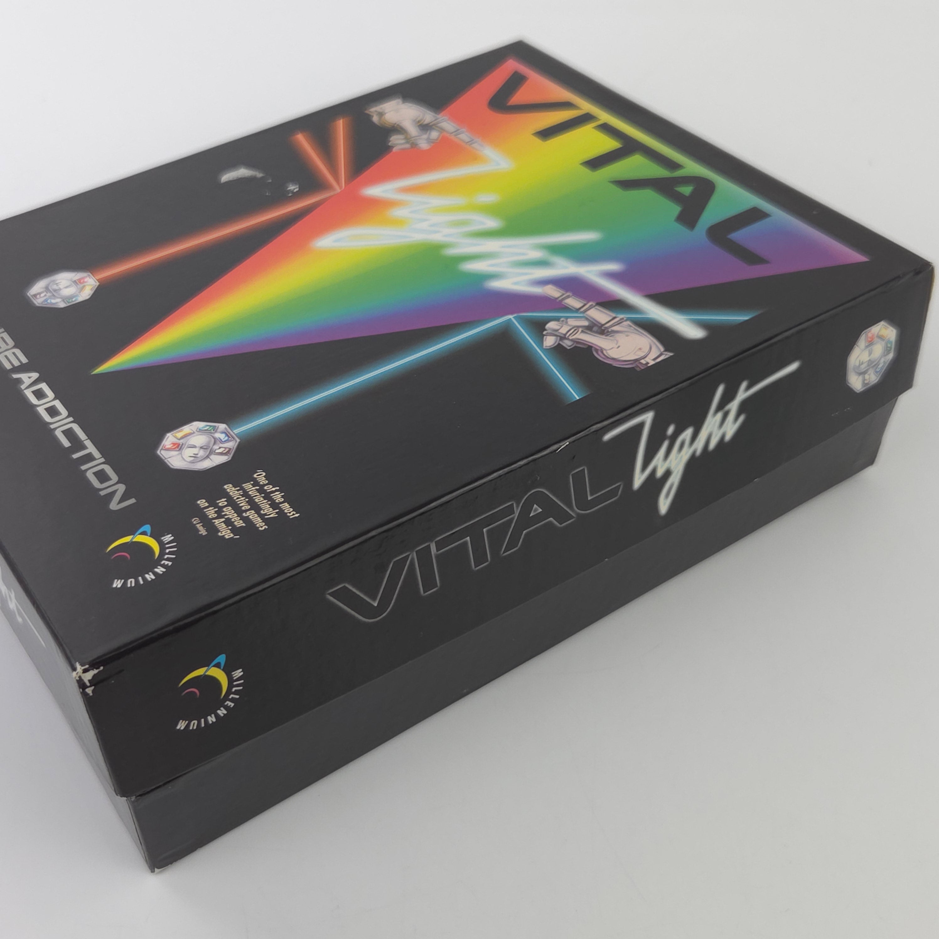 Commodore Amiga Spiel Vital Light Big Box OVP PAL Disk