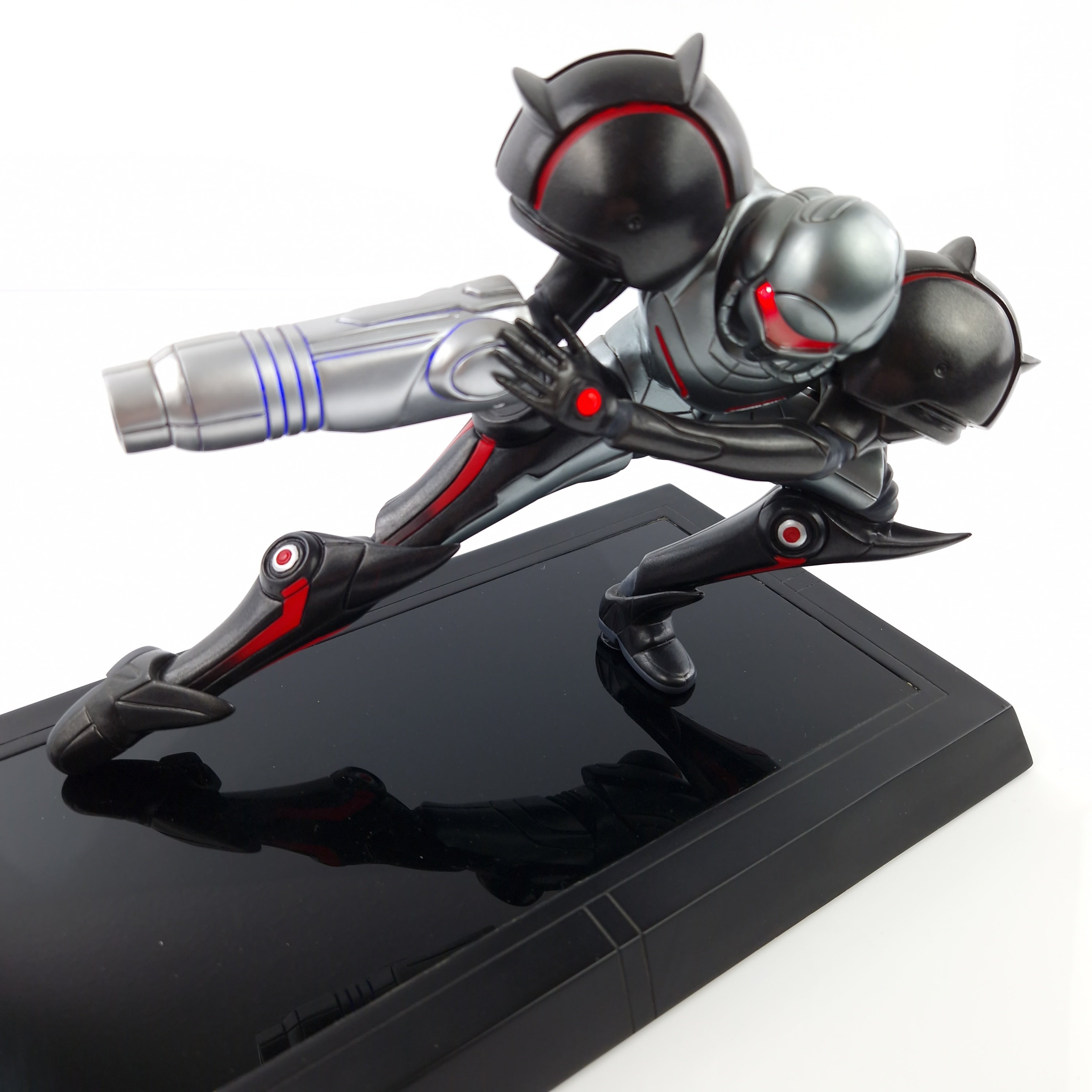 First 4 Figures Statue Samus Phazon Suit - 1/1500 Units OVP Karte Metroid Prime