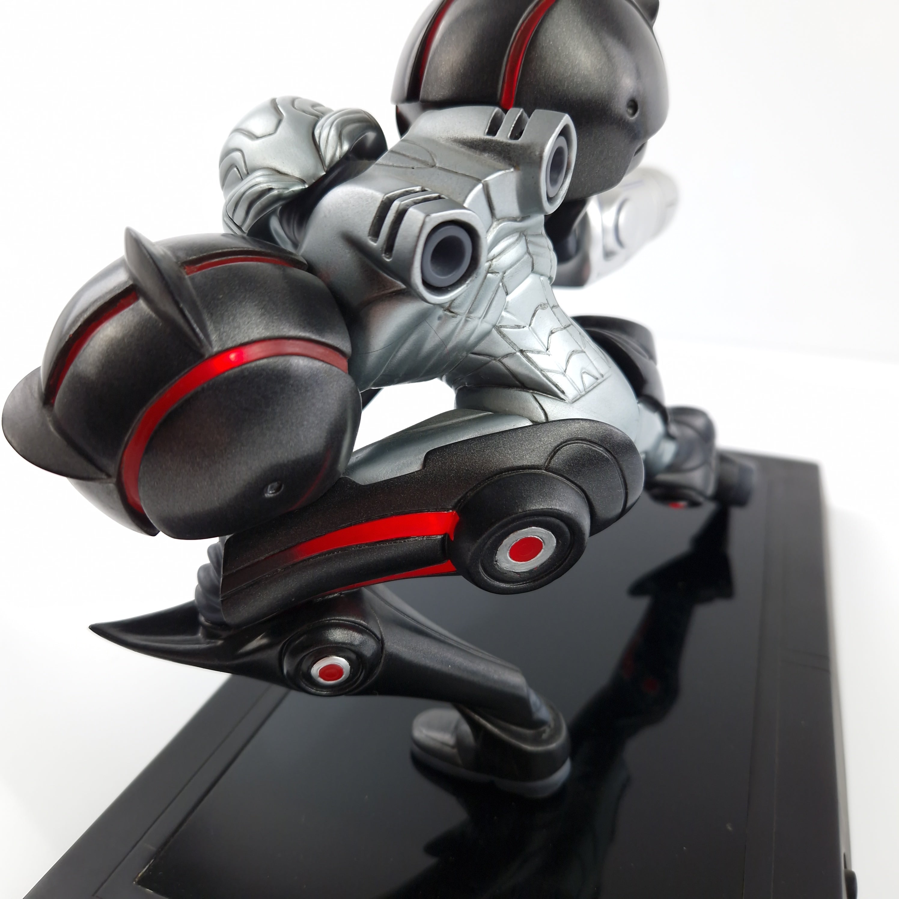 First 4 Figures Statue Samus Phazon Suit - 1/1500 Units OVP Karte Metroid Prime