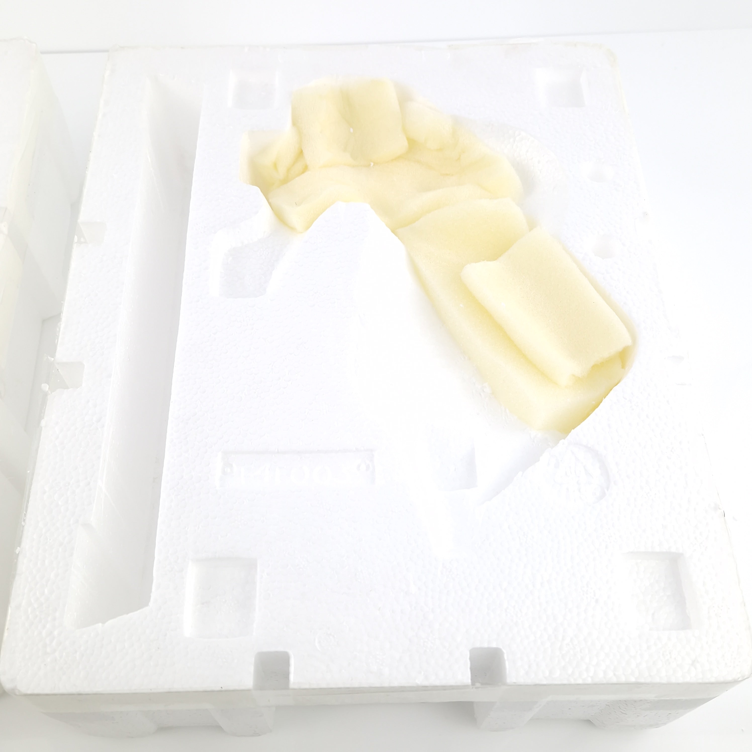 First 4 Figures Statue Samus Phazon Suit - 1/1500 Units OVP Karte Metroid Prime