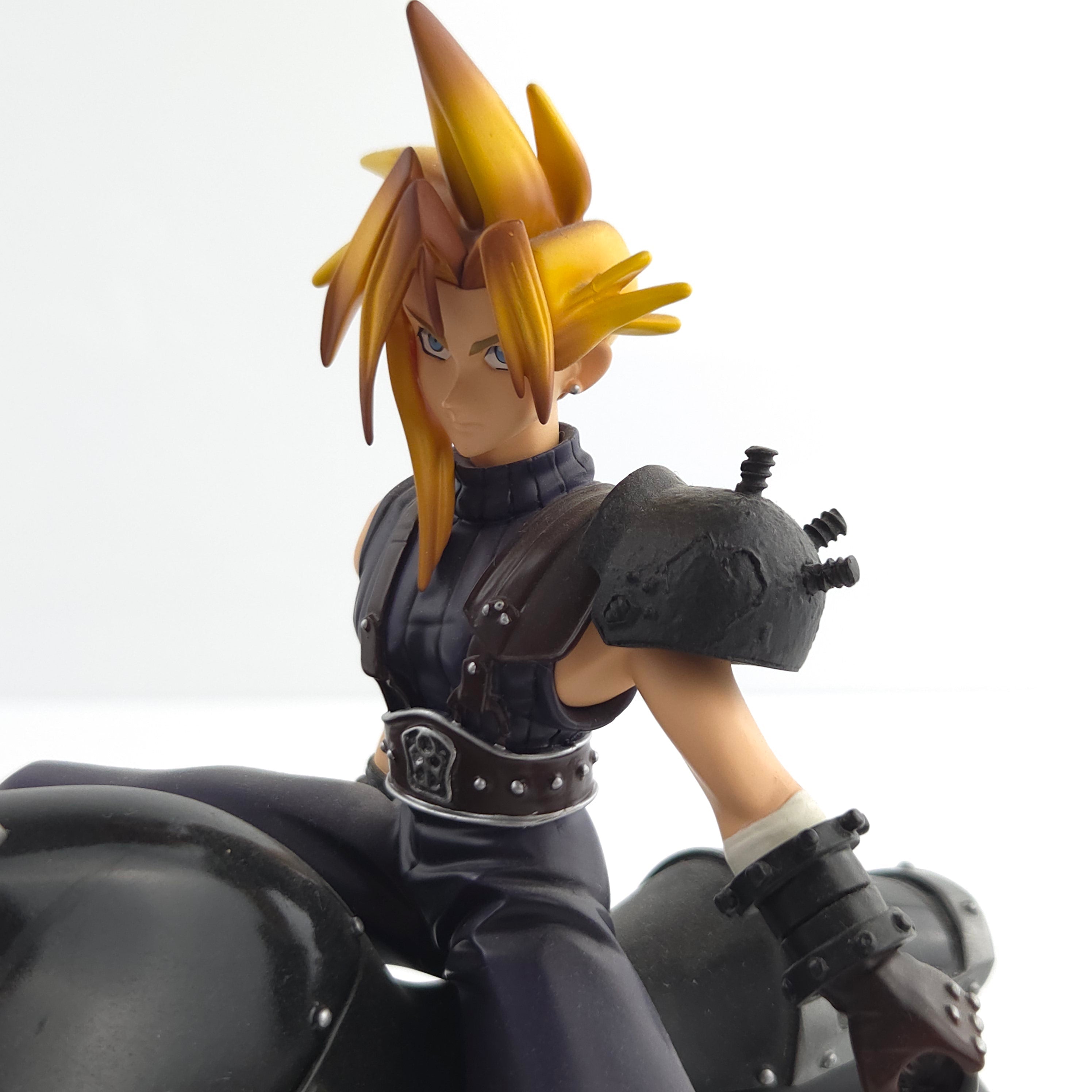 Kotobukiya Final Fantasy vii 1/8 Cloud Strife & Hardy Daytona / Sammelfigur
