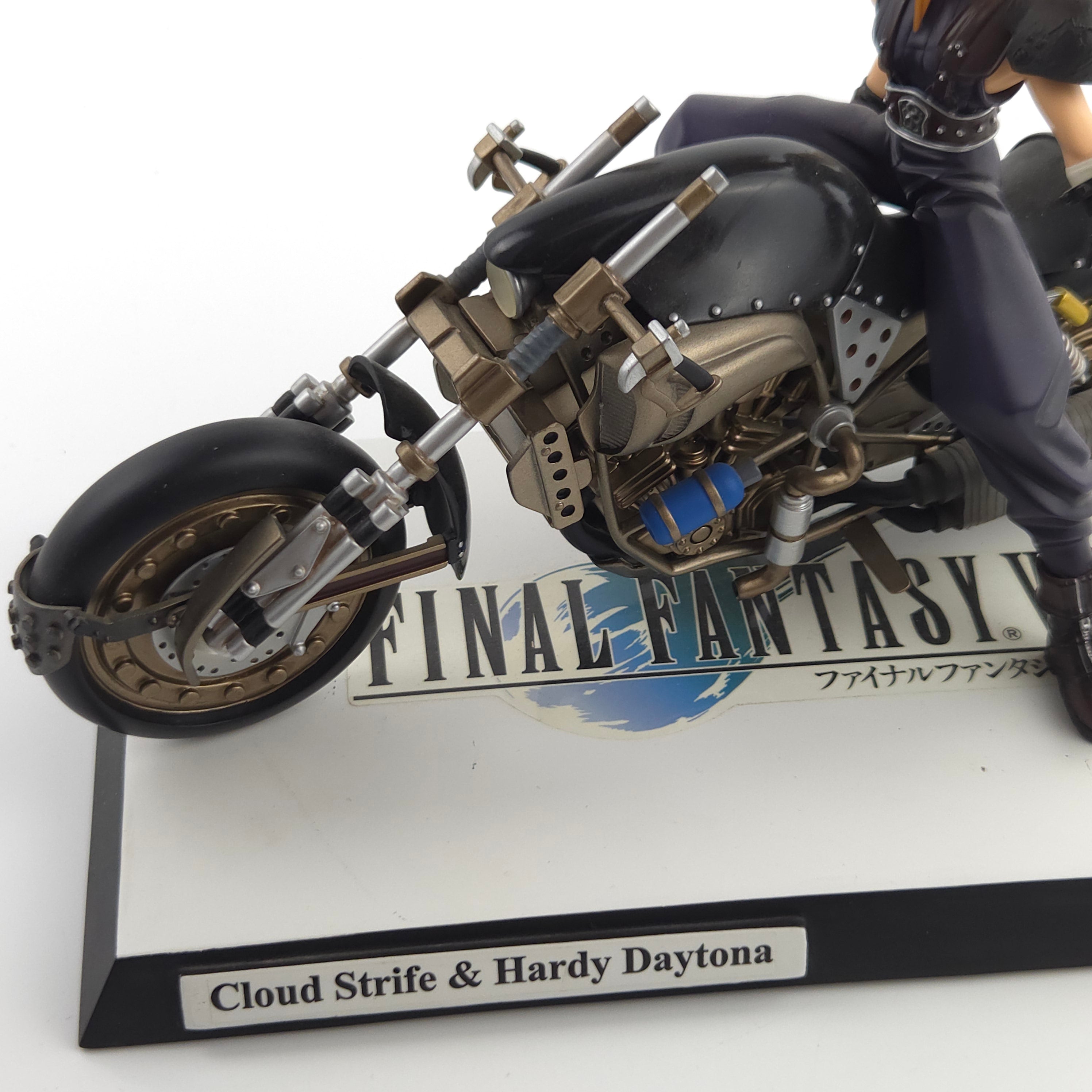 Kotobukiya Final Fantasy vii 1/8 Cloud Strife & Hardy Daytona / Sammel