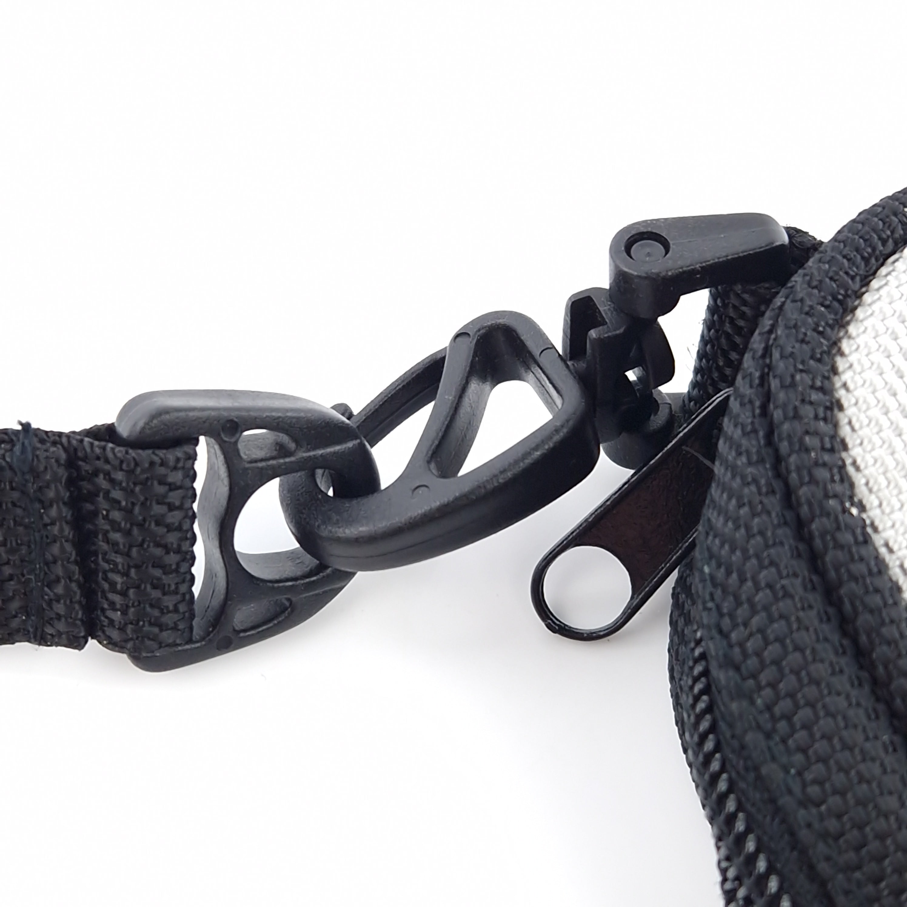 Game Boy Advance Zubehör – Bigben Aufbewahrungstasche Grau