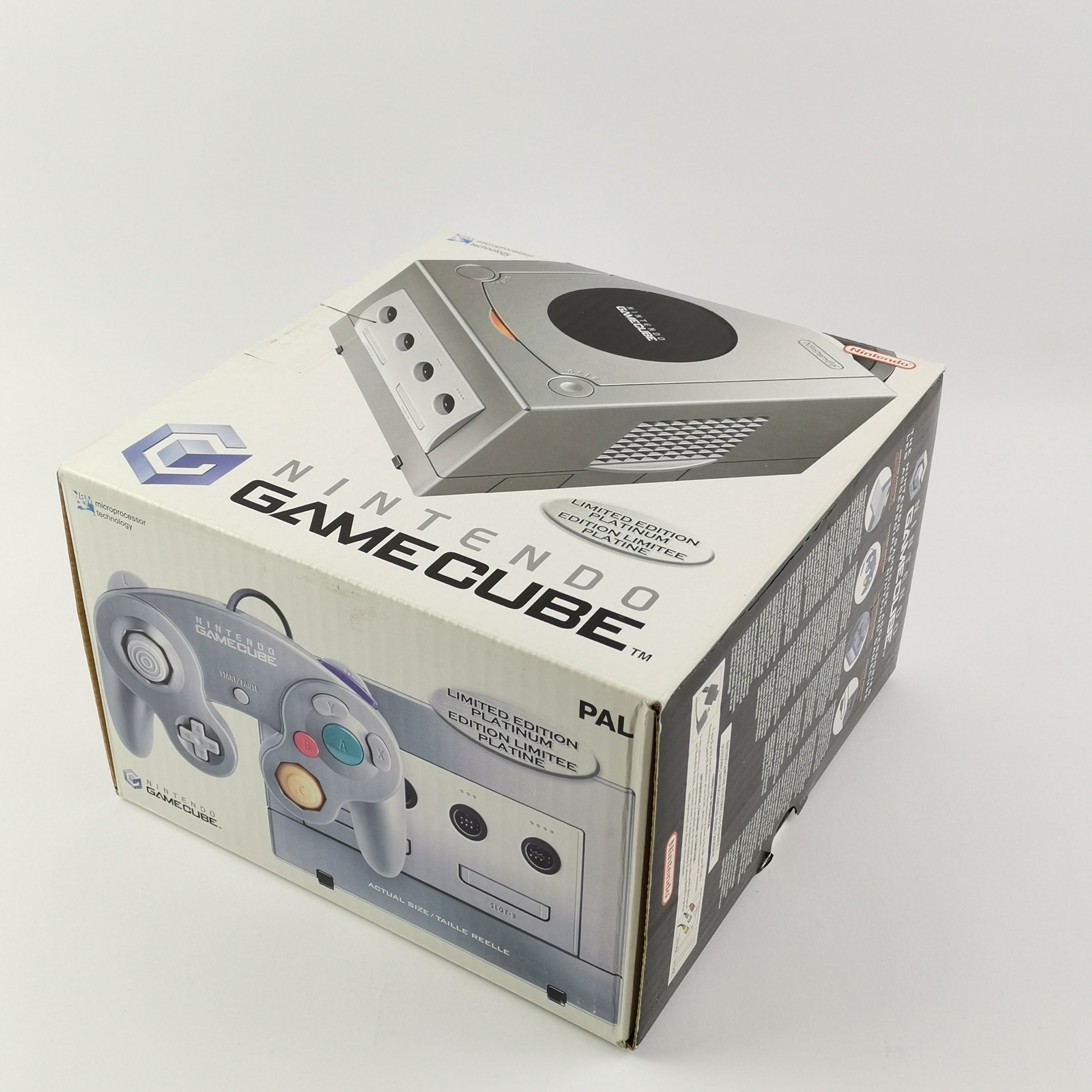 Nintendo Gamecube Konsole – Iced Cube Zelda Mod 4 Wavebirds