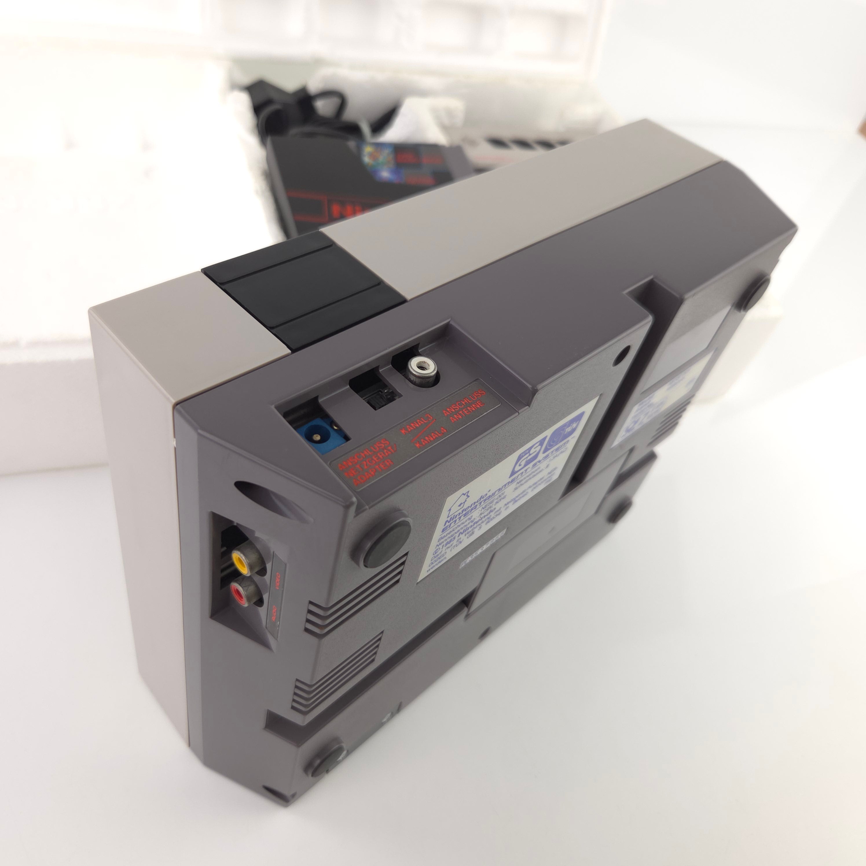 NES Konsole Set OVP gebrauchsspuren vorhanden PAL