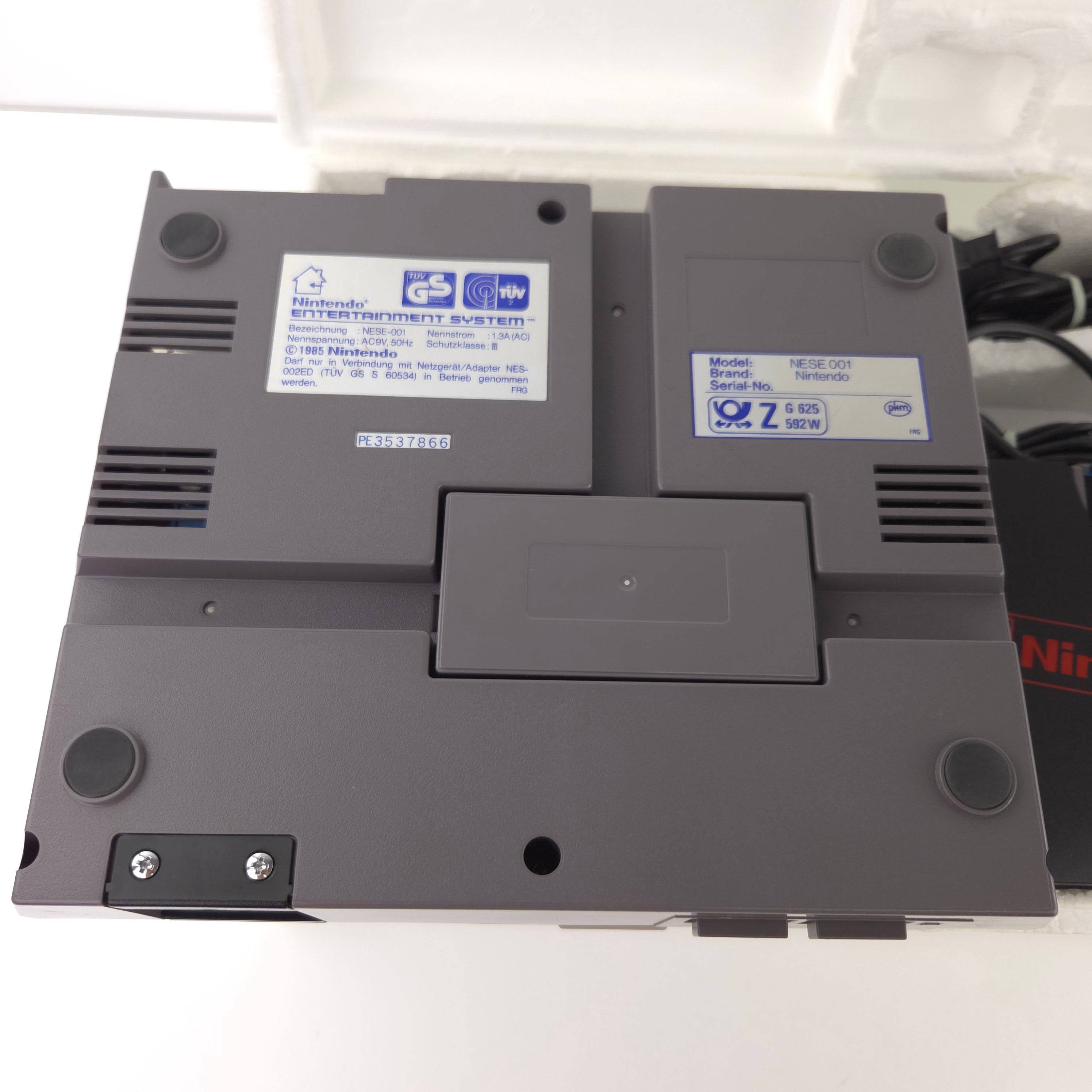 NES Konsole Set OVP gebrauchsspuren vorhanden PAL