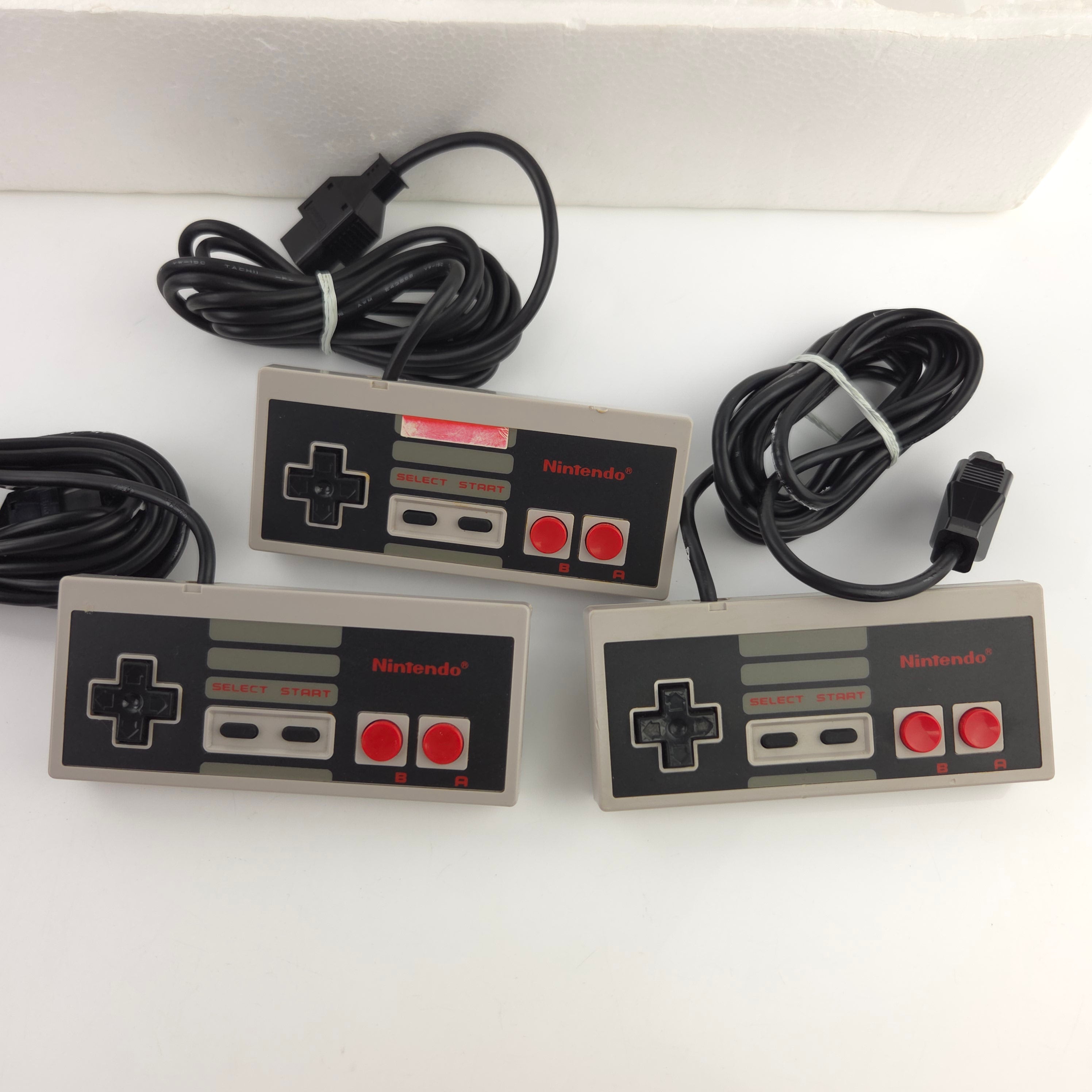 NES Konsole Set OVP gebrauchsspuren vorhanden PAL